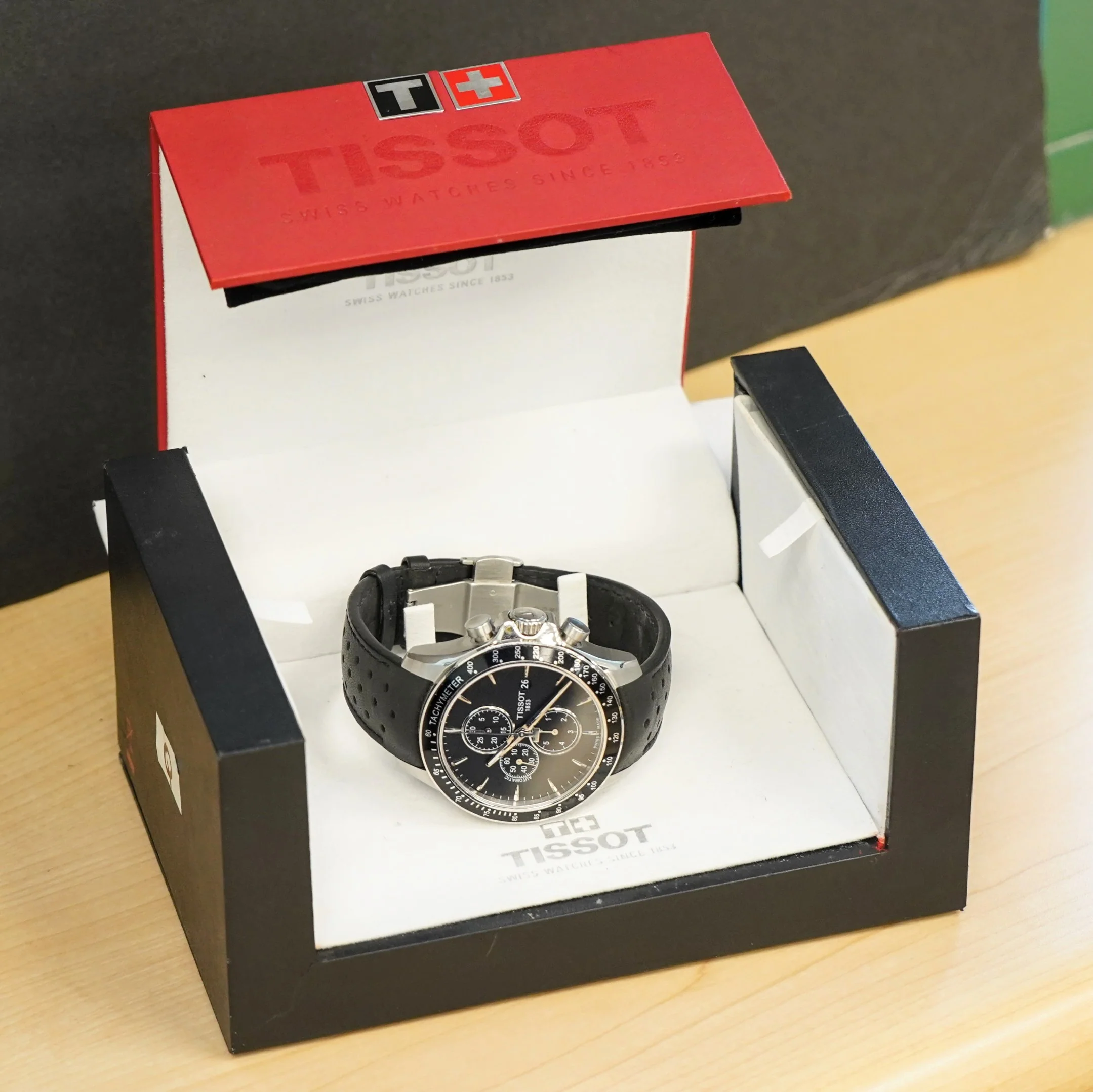 TISSOT V8 Automatic Chronograph Watch T106427A 45mm S.S. Wristwatch IN BOX! - Image 12