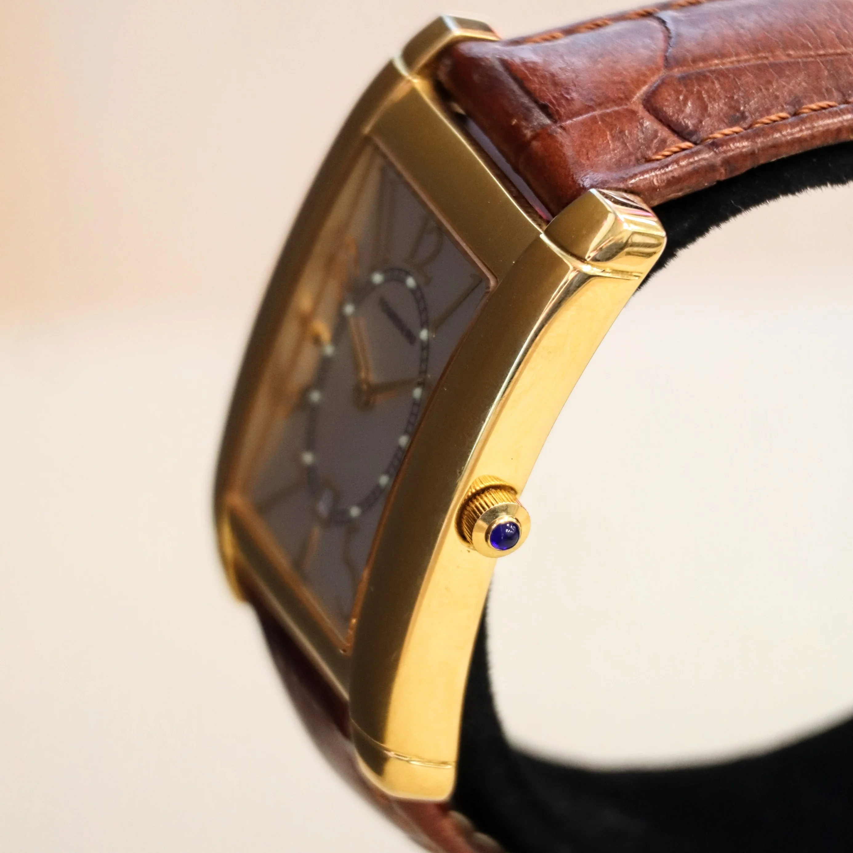TORNEAU Quartz Watch Date Indicator Swiss Made Wristwatch Tank Case - Image 7