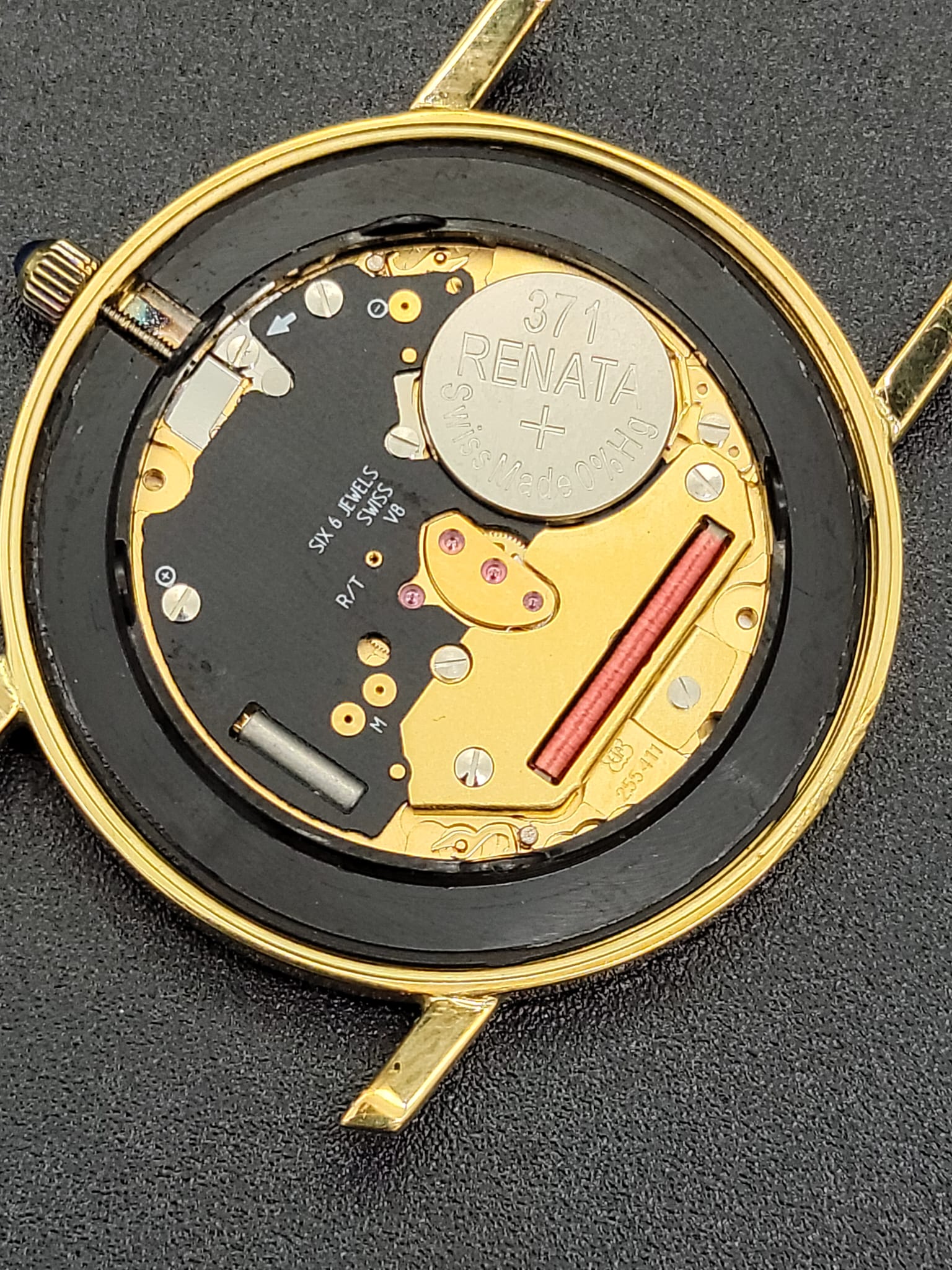 TOURNEAU Wristwatch 18K GOLD Swiss Made Cal. ETA 255.411 6J Quartz Watch 33mm - Image 12