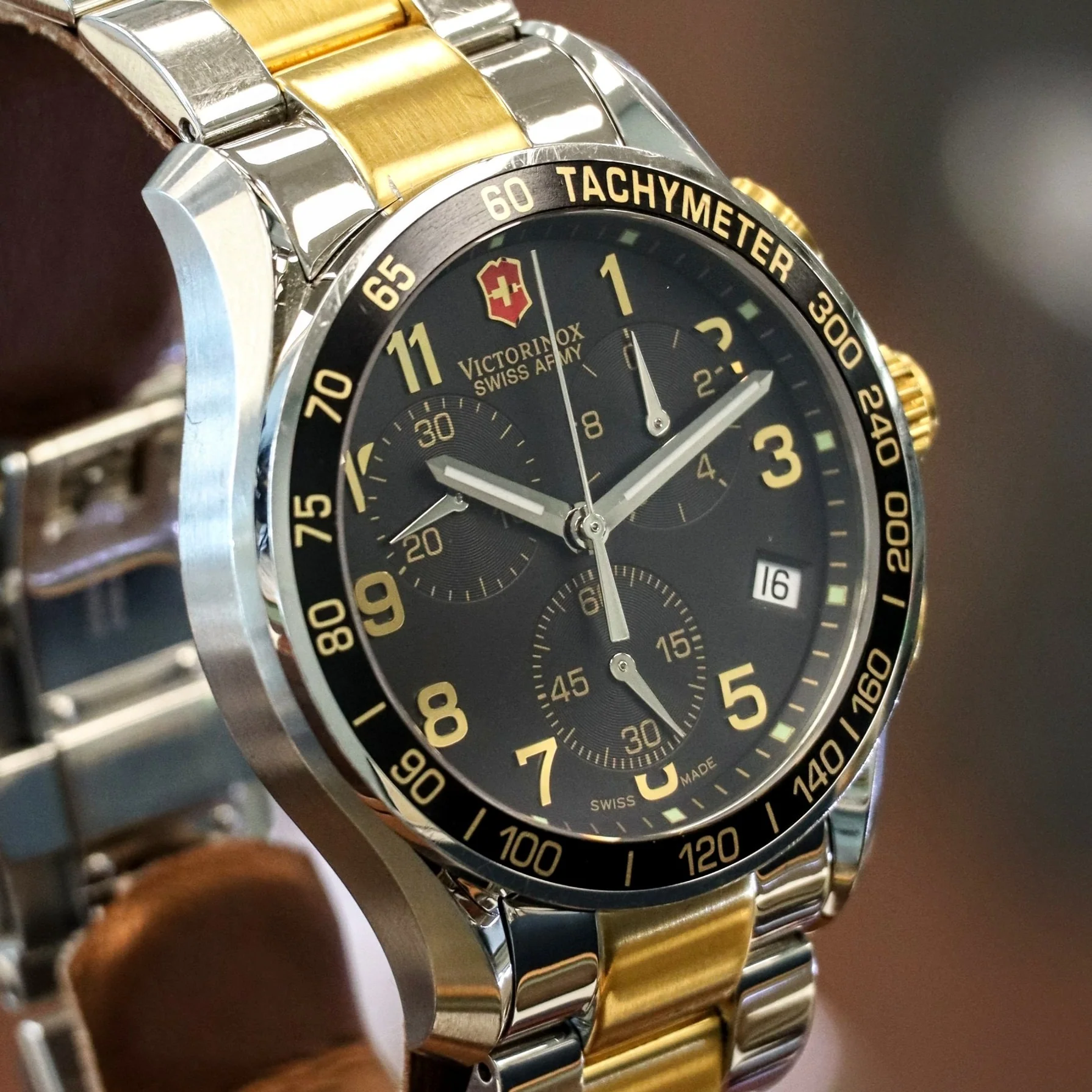 VICTORINOX FieldForce Swiss Army Chrono Classic Watch Model 241170 ALL S.S. Two Tone Wristwatch - Image 3