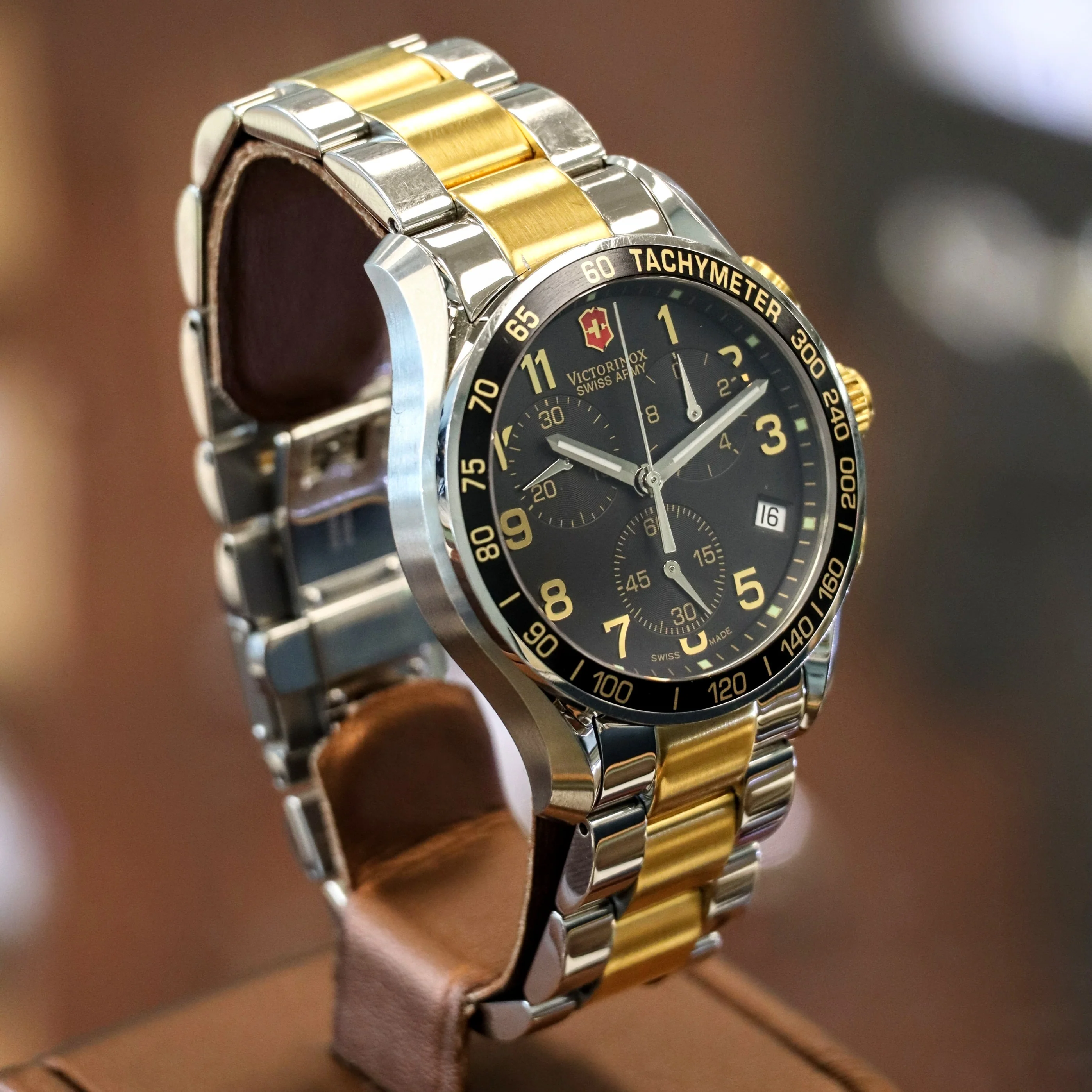 VICTORINOX FieldForce Swiss Army Chrono Classic Watch Model 241170 ALL S.S. Two Tone Wristwatch - Image 4