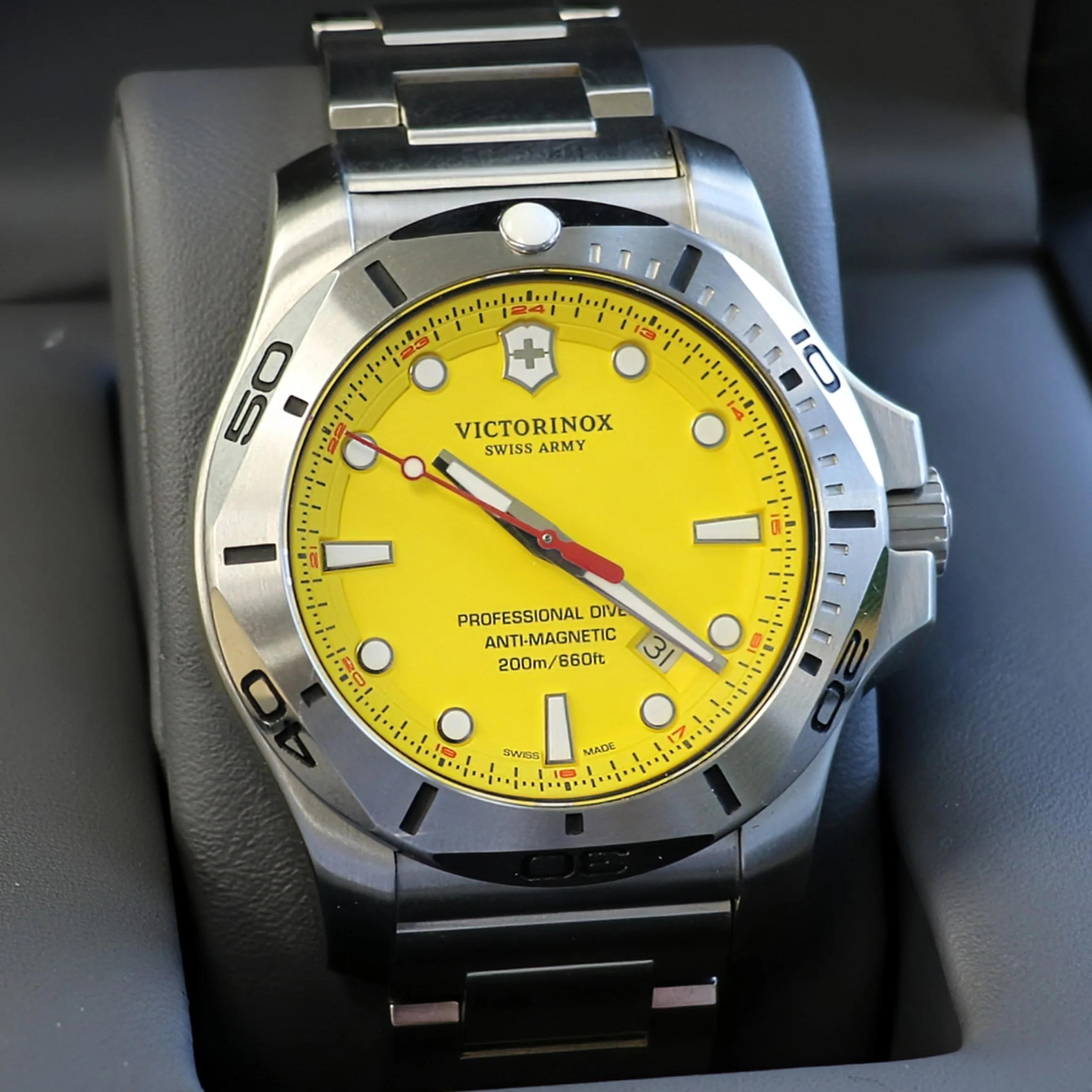 VICTORINOX Inox Professional Diver 200m Watch Ref. 241784 Yellow Dial ALL Original Box & Papers! - Image 20