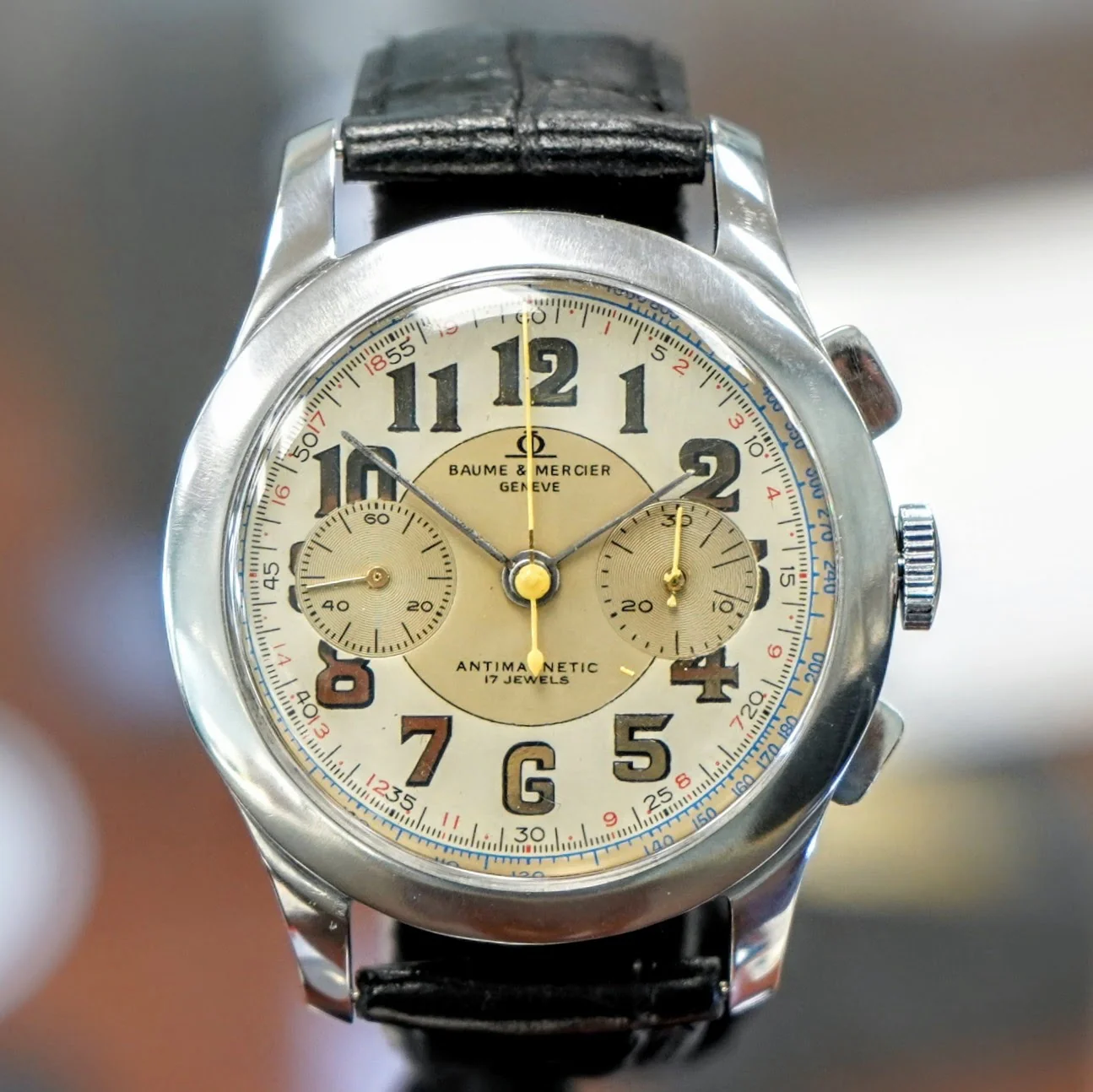 Vintage BAUME & MERCIER Geneve Chronograph Watch Antimagnetic 17 Jewels 39mm Swiss Made - Image 3