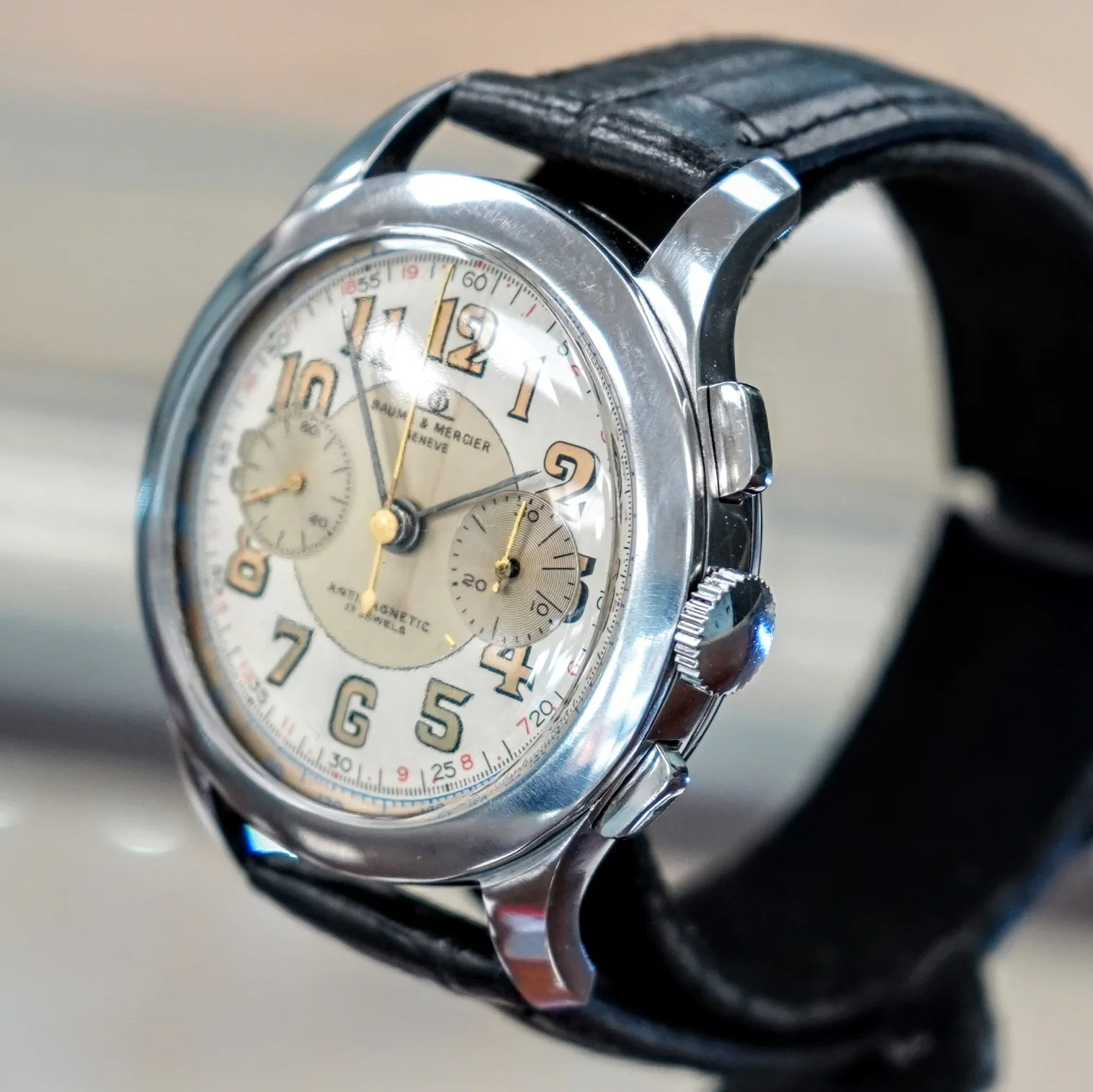 Vintage BAUME & MERCIER Geneve Chronograph Watch Antimagnetic 17 Jewels 39mm Swiss Made - Image 6