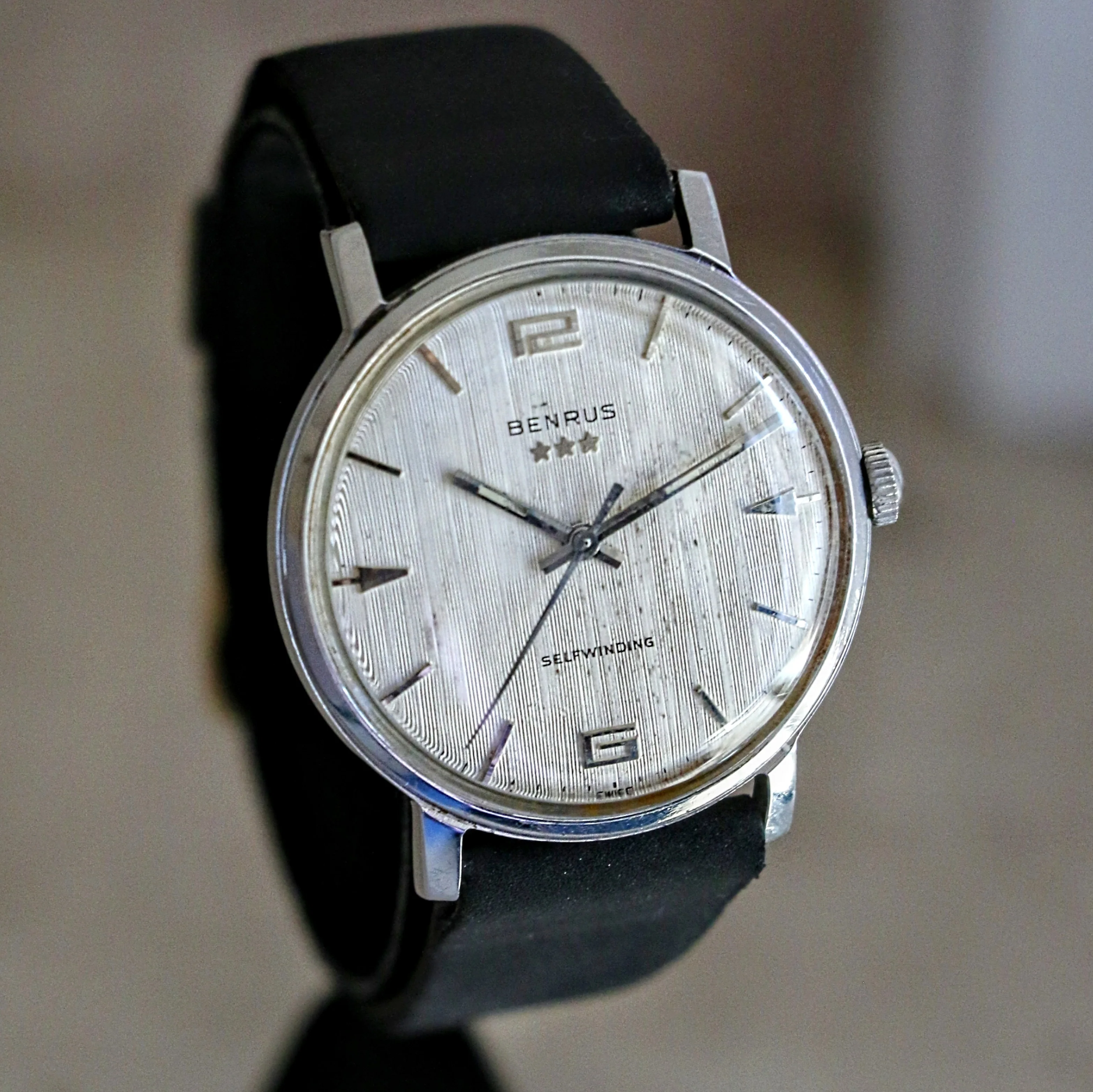 Vintage BENRUS 3 Stars Selfwinding Wristwatch Swiss Made Vintage Watch - Image 6
