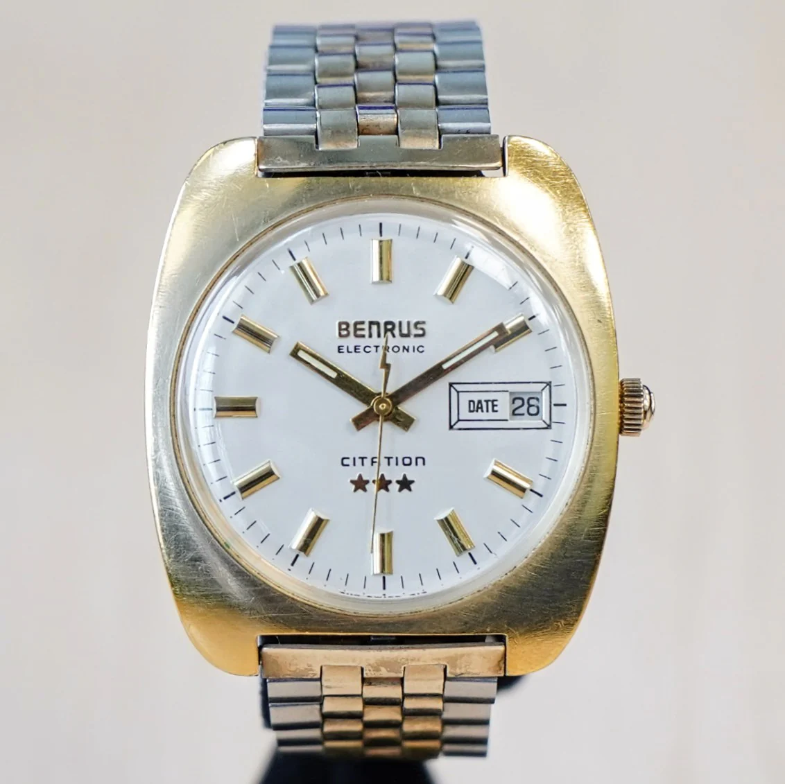 Vintage BENRUS Electronic Watch Citation *** Wristwatch Date Cushion Case Original Bracelet - Image 2