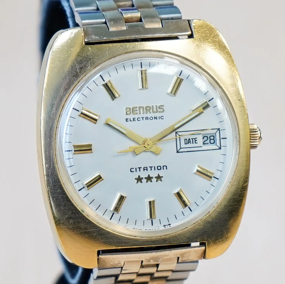 Vintage BENRUS Electronic Watch Citation *** Wristwatch Date Cushion Case Original Bracelet - Image 4