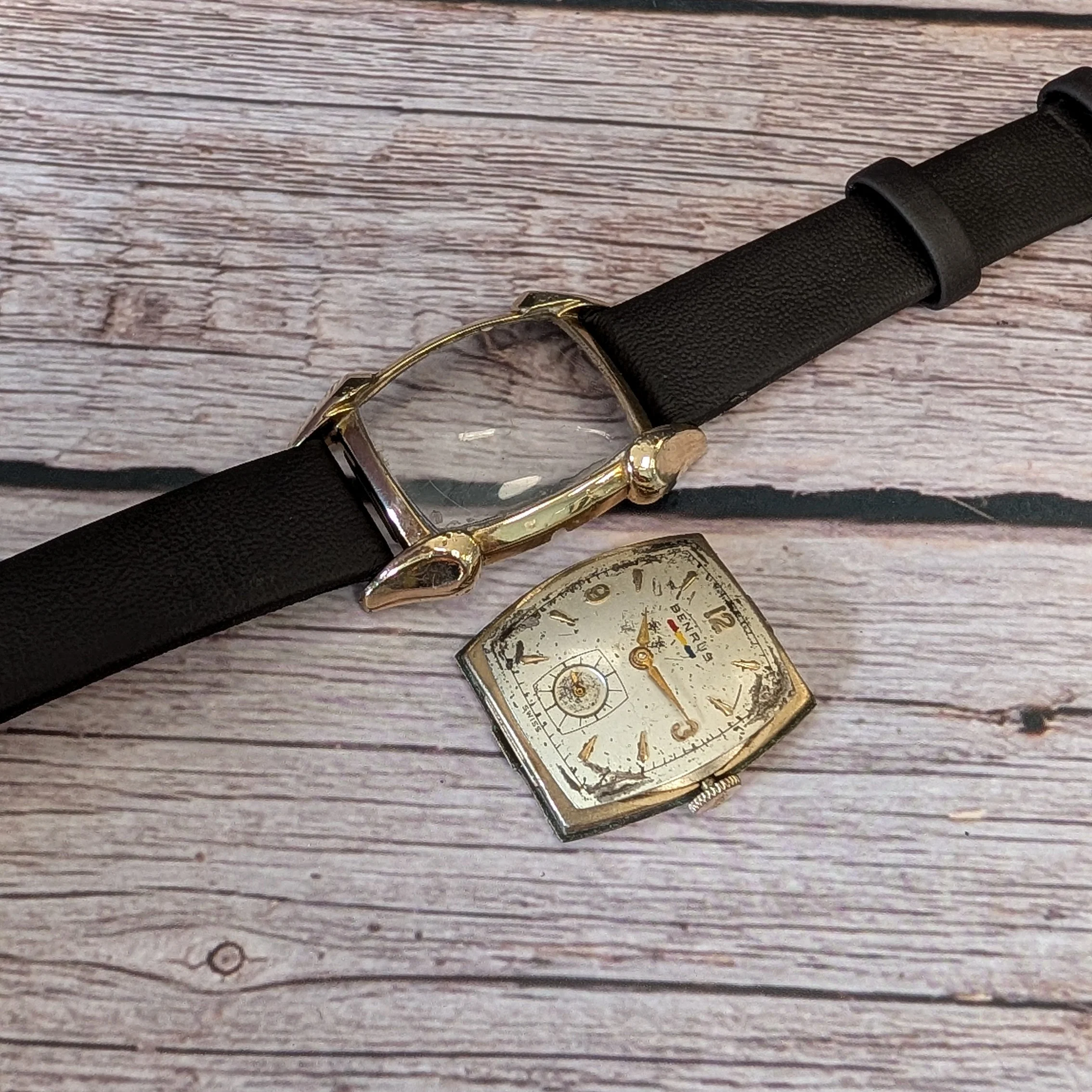 Vintage BENRUS Watch BA4 ETA 161 Swiss Made Wristwatch Tonneau Case & Fancy Lugs - Image 11