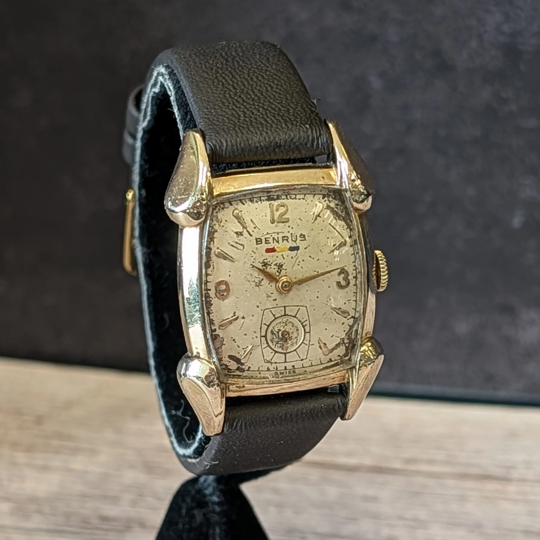 Vintage BENRUS Watch BA4 ETA 161 Swiss Made Wristwatch Tonneau Case & Fancy Lugs - Image 7