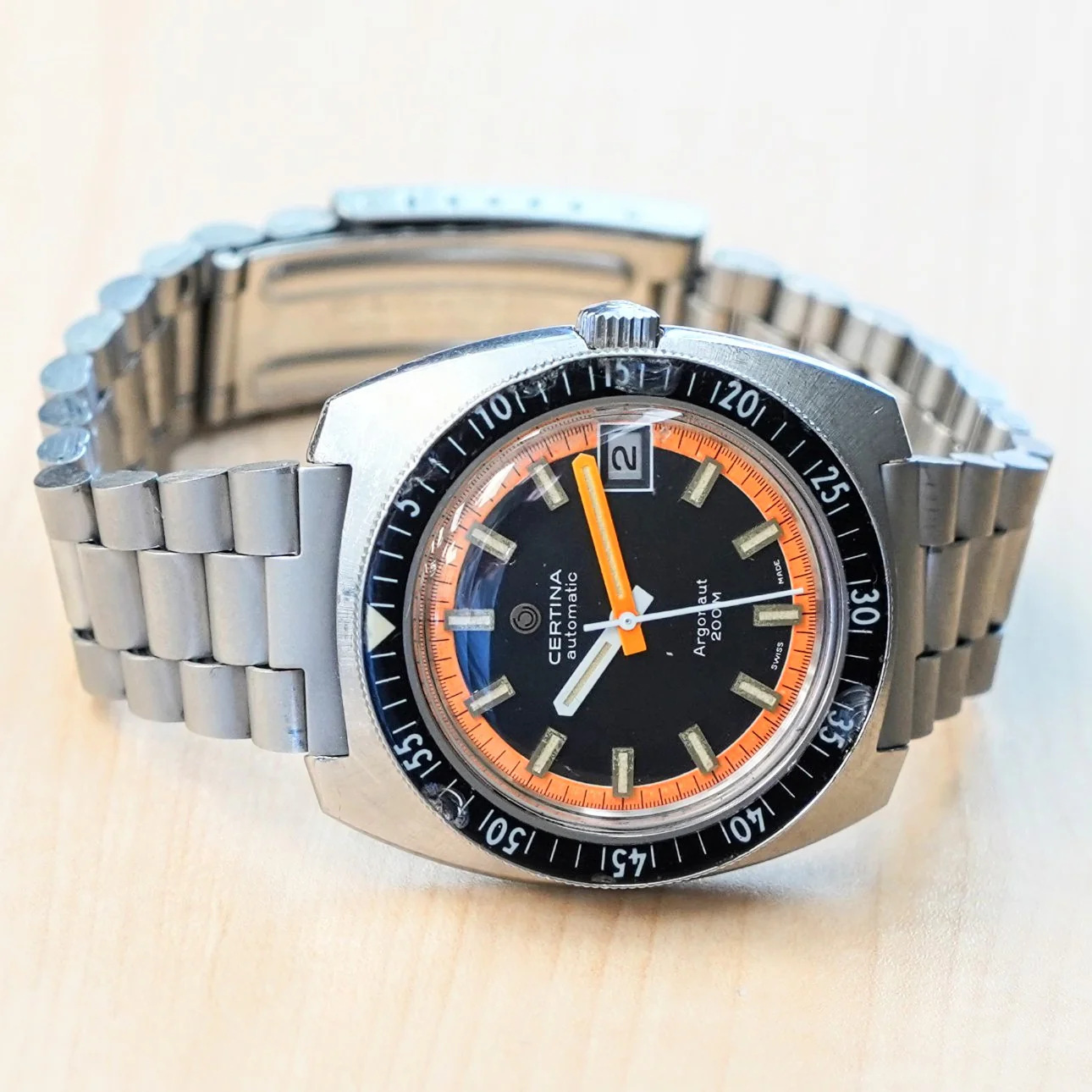 Vintage CERTINA Automatic Argonaut Watch 200M Date Indicator Black & Orange Wristwatch - Image 10