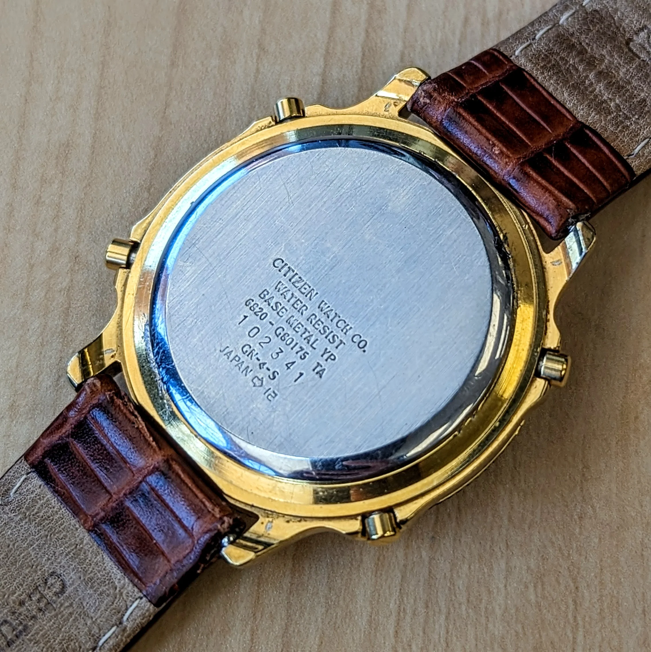 Vintage CITIZEN Quartz Watch 100M WR Alarm Calendar Wristwatch Ref. 6820-G80175 - Image 8