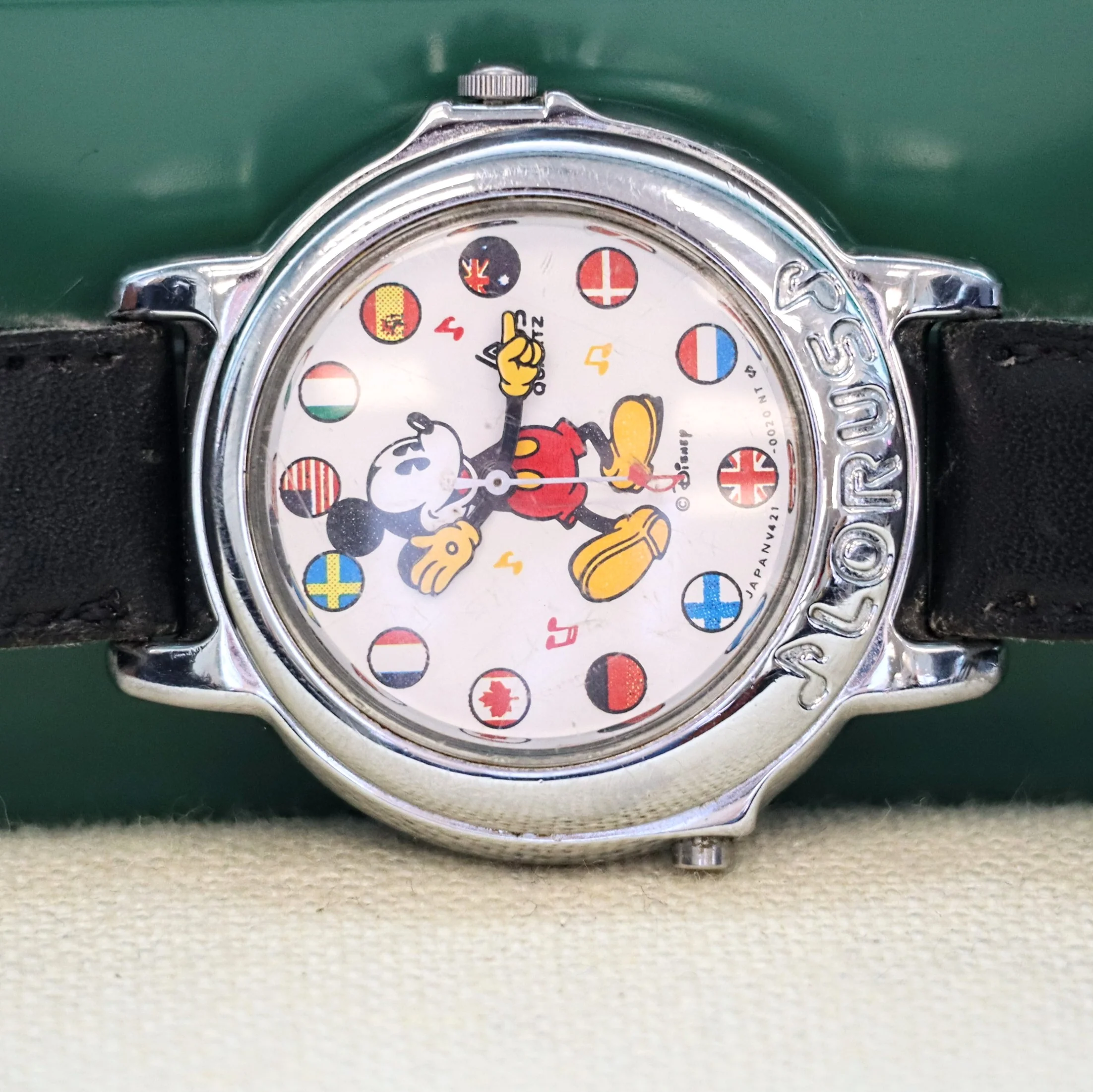 Vintage Disney Musical Mickey Mouse Wristwatch Animated Hands LORUS Watch Collectible - Image 10