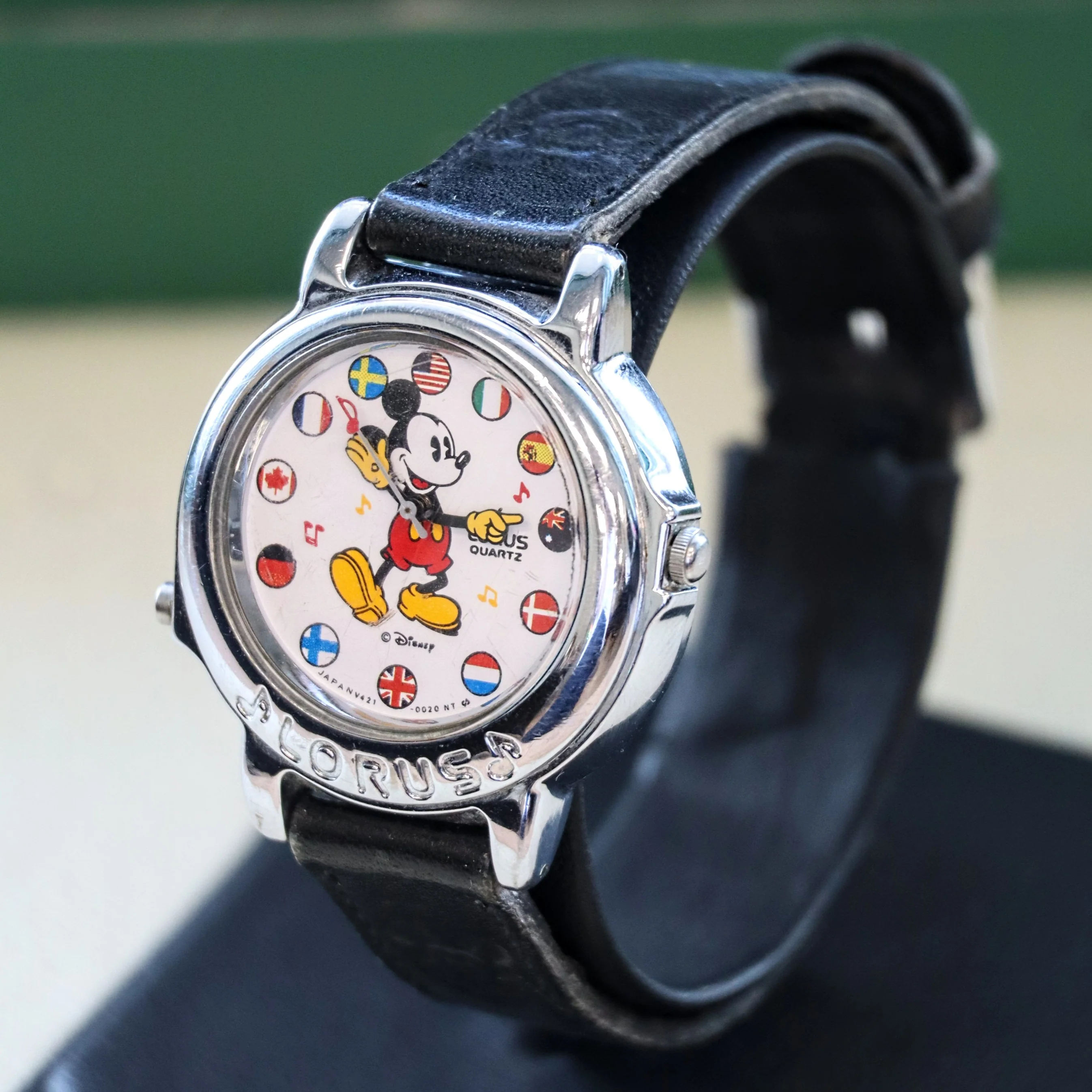 Vintage Disney Musical Mickey Mouse Wristwatch Animated Hands LORUS Watch Collectible - Image 13