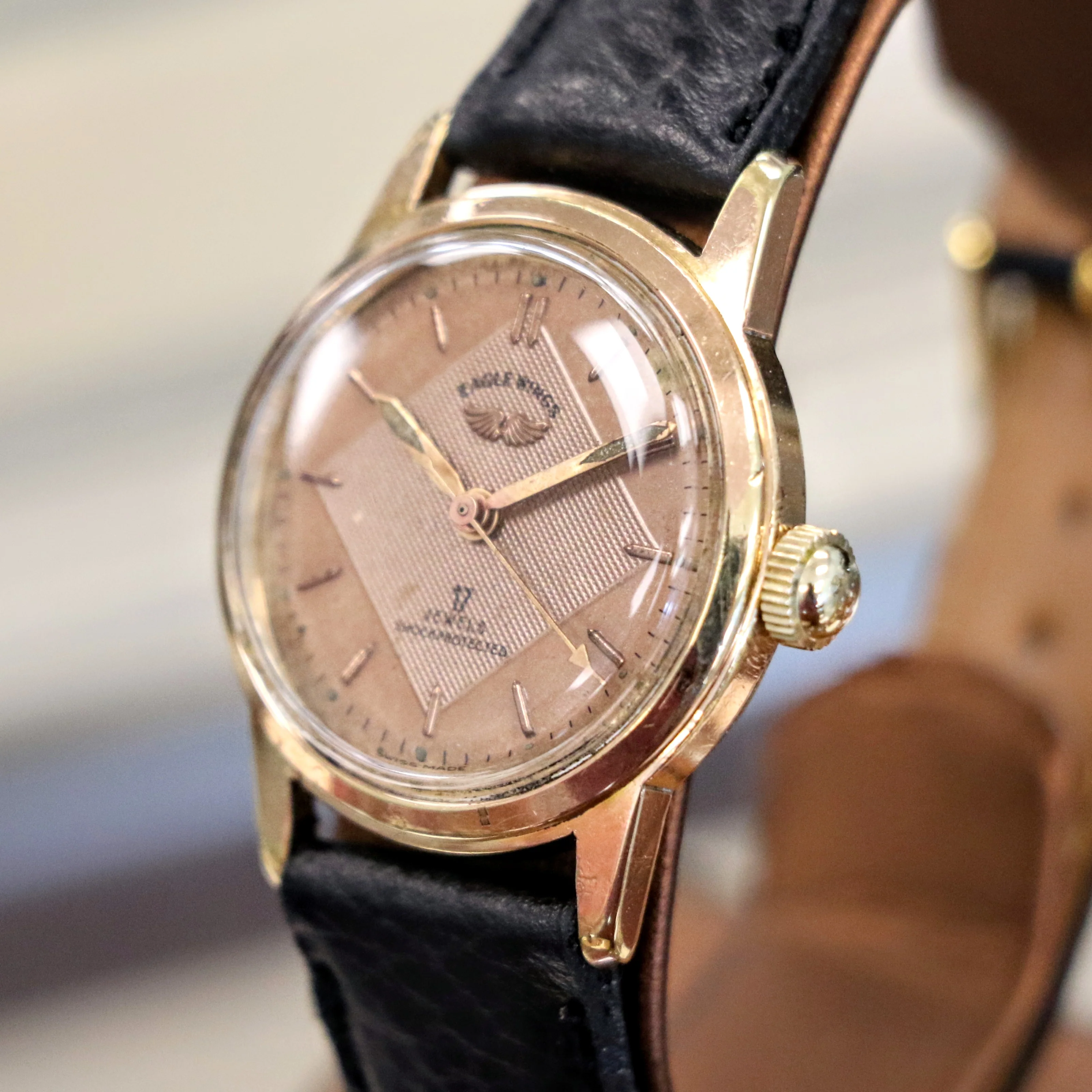 Vintage EAGLE WINGS Shockprotecter Watch 17 Jewels Cal. FE 8020 Rose Gold Tone Swiss Wristwatch - Image 3