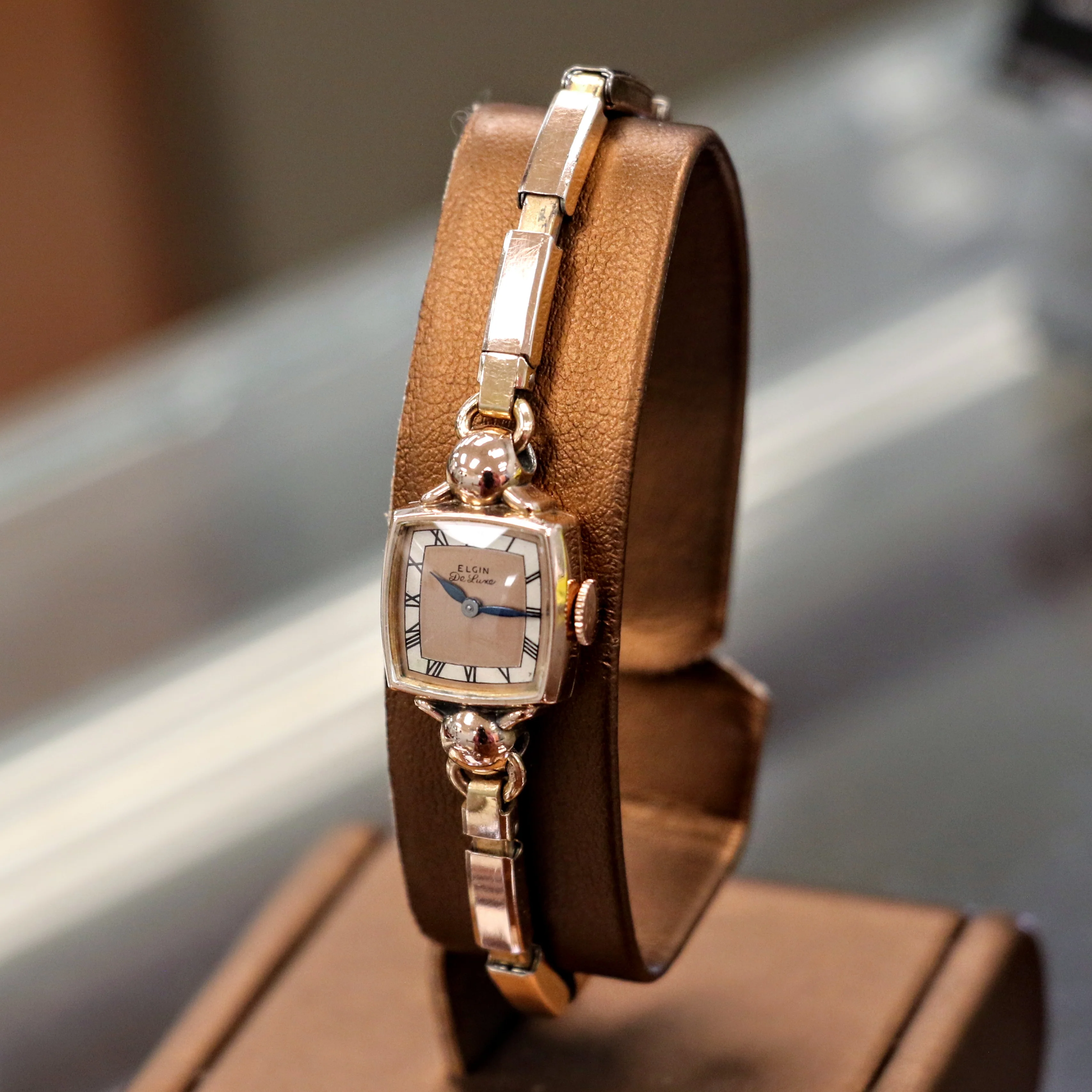 1941 ELGIN De Luxe Ladies Watch 17 Jewels Grade 617 U.S.A. Wristwatch - 10K Rose G.F. - Image 4