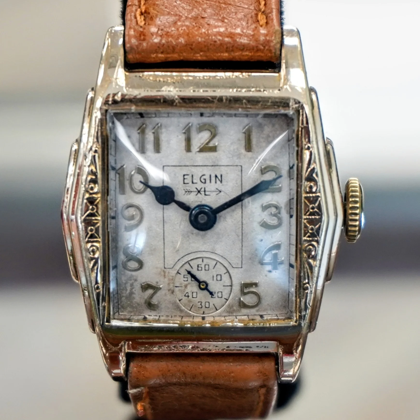 1933 ELGIN Art Deco Engraved Case Wristwatch 17 Jewels Grade 487 Vintage U.S.A Watch