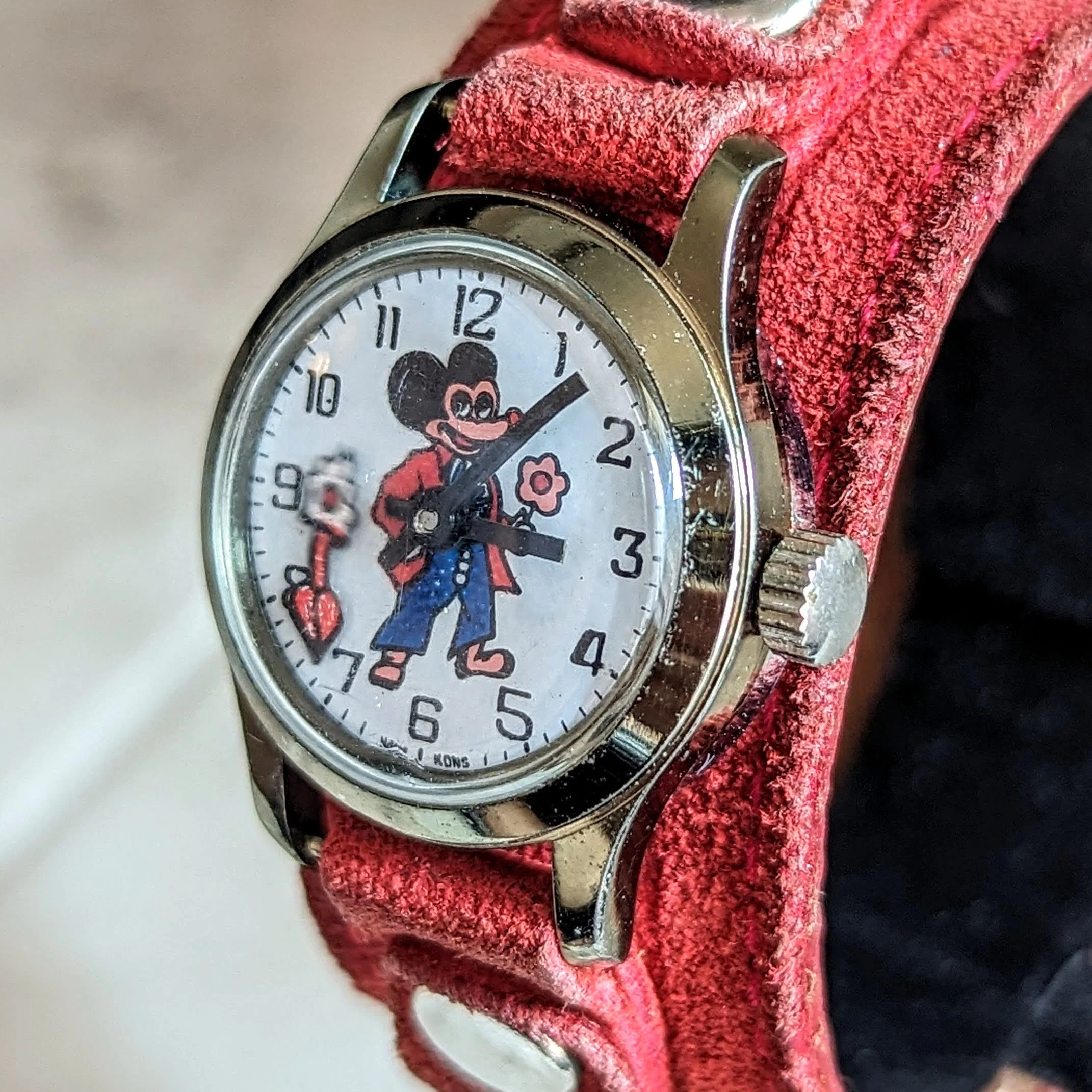 Vintage Mickey Mouse Wristwatch by Remex LTD 1 Jewel Mechanical Animated Watch - Image 5
