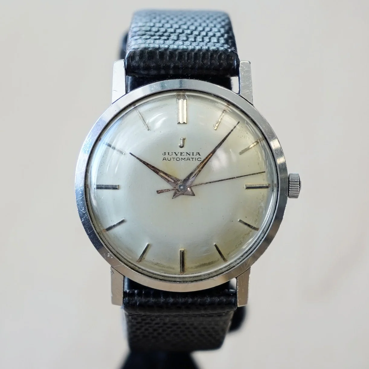 1950's JUVENIA Automatic Watch Waterproof Swiss Made Vintage Wristwatch - Image 2