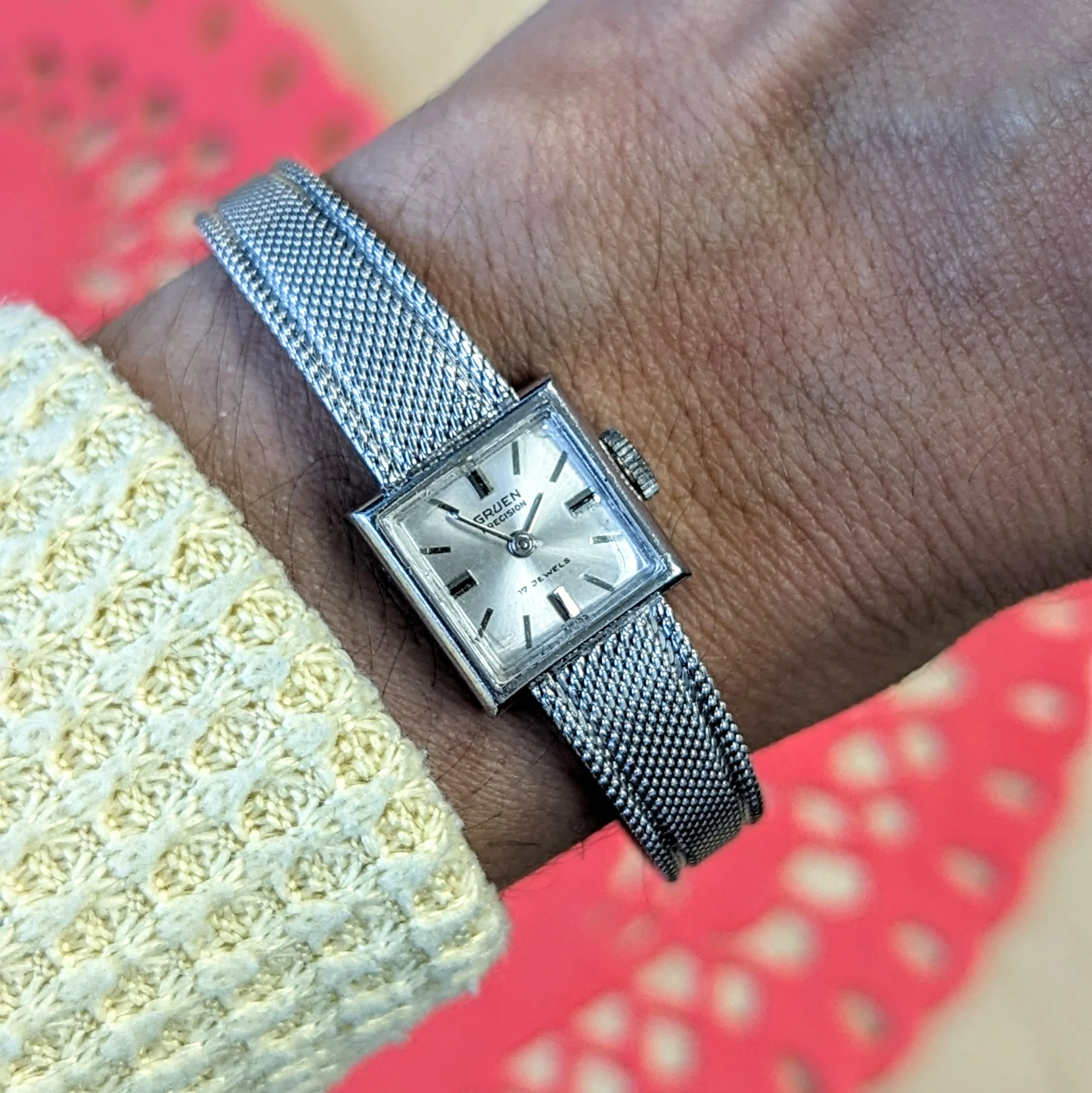 1950's GRUEN Precision Ladies Watch Cal. 258R 17 Jewels Swiss Wristwatch - Mesh Bracelet - Image 9