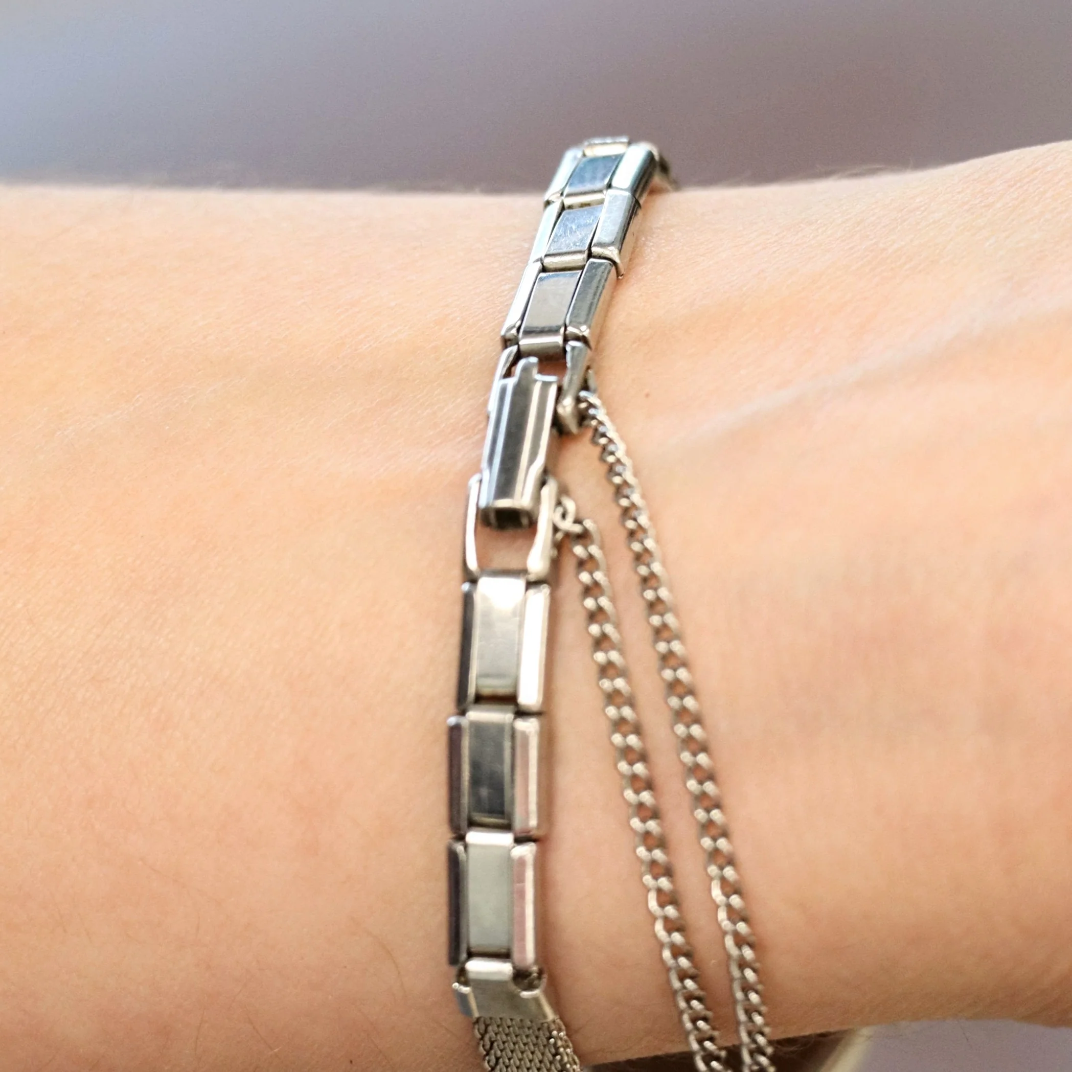 Ladies TIMEX Mechanical Watch  Vintage Stainless Steel Mesh Bracelet Wristwatch - Image 9