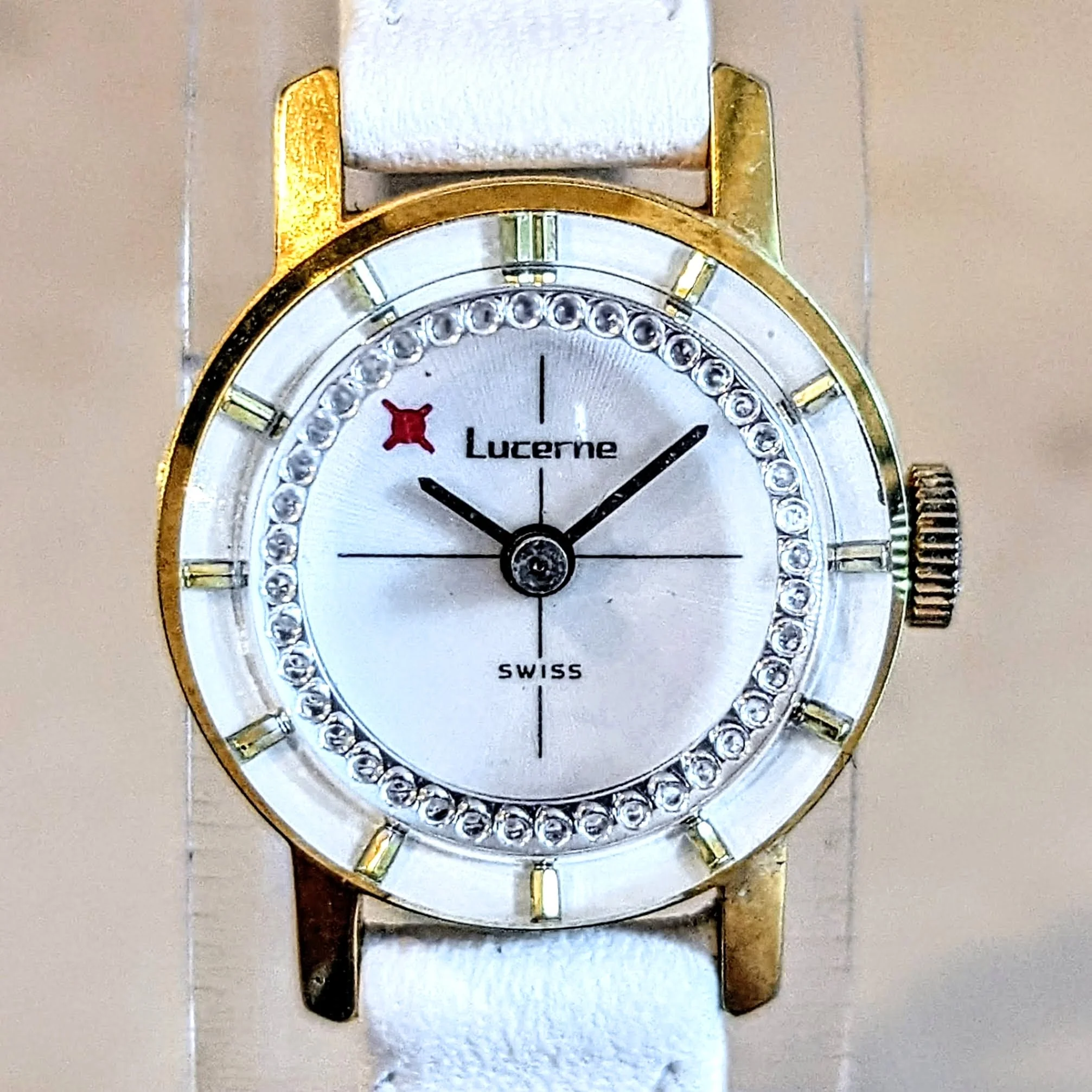 Vintage LUCERNE Mystery Dial Wristwatch Swiss Caliber Baumgartner 911 Very Neat Watch - Image 2