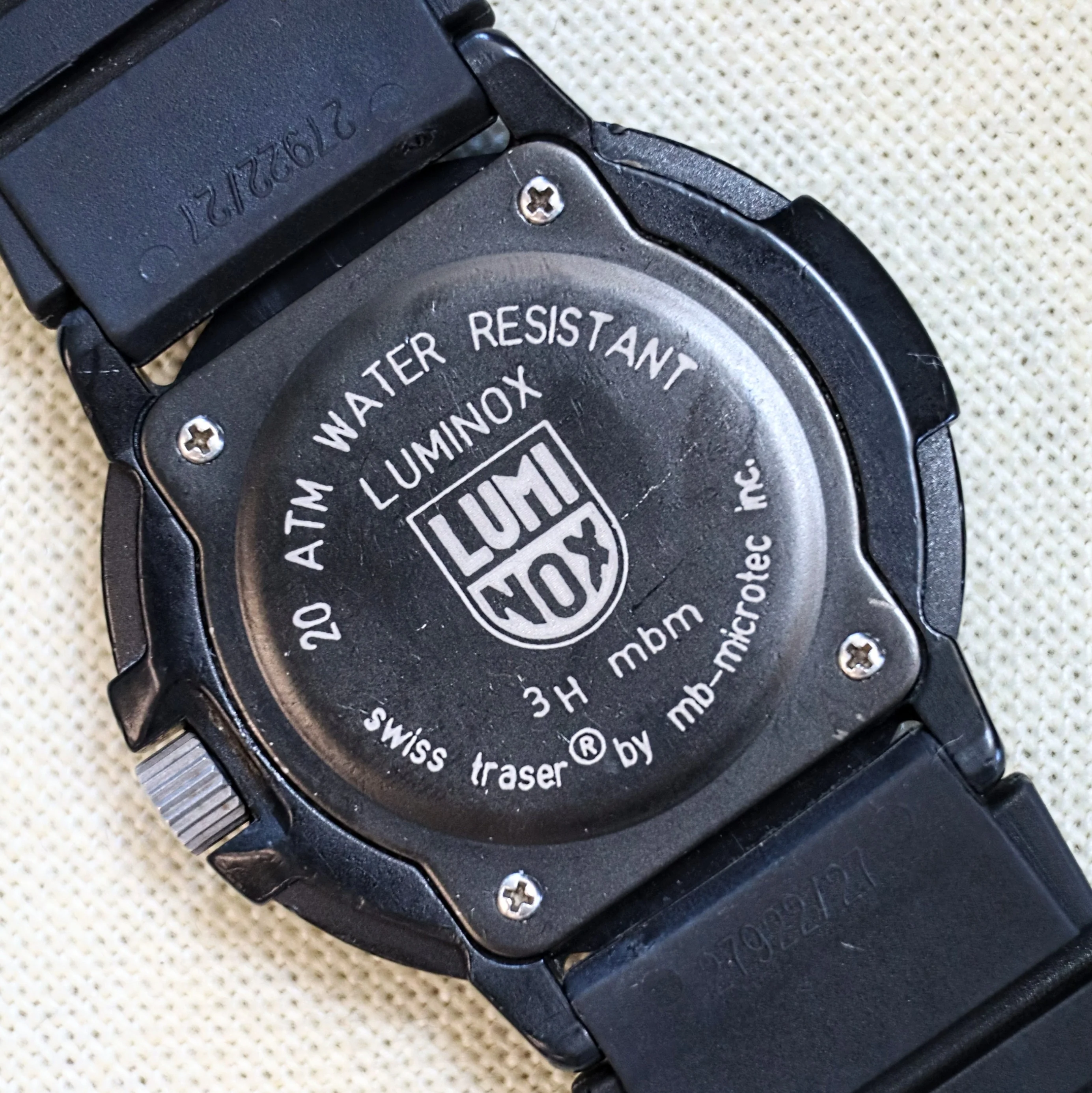 Vintage LUMINOX Navy Seals Watch 200m/660ft Blue Dial Date Indicator Wristwatch - Image 13