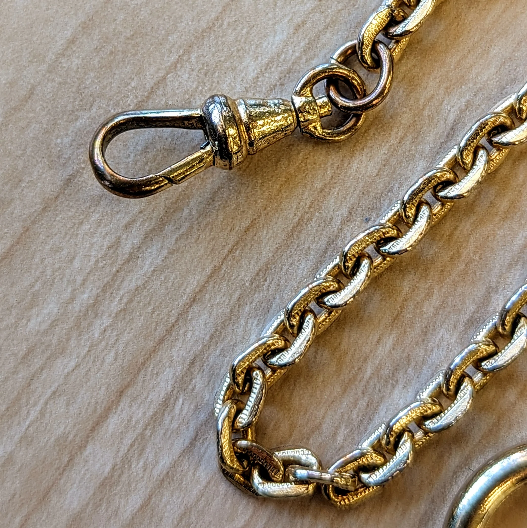Vintage Pocket Watch Chain Men's Textured Link Chain Gold Tone - Image 3