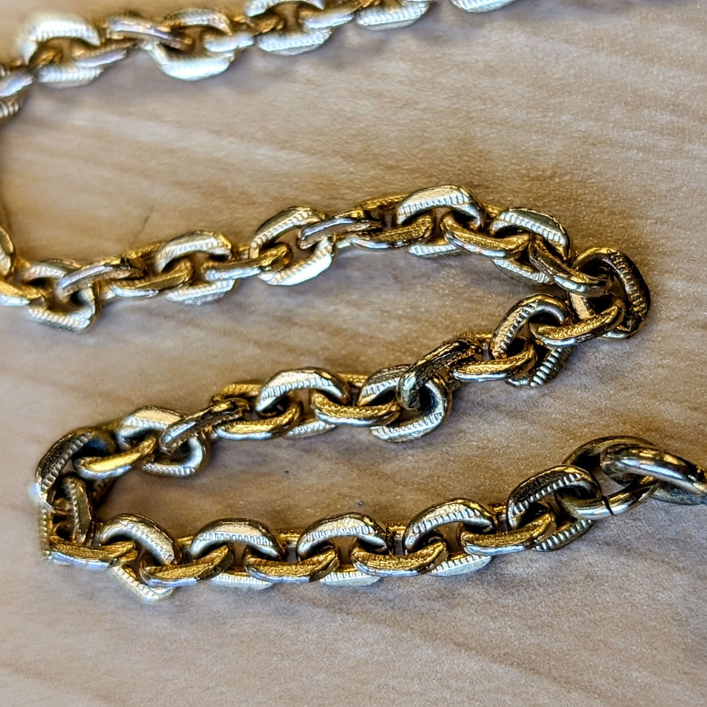 Vintage Pocket Watch Chain Men's Textured Link Chain Gold Tone - Image 7