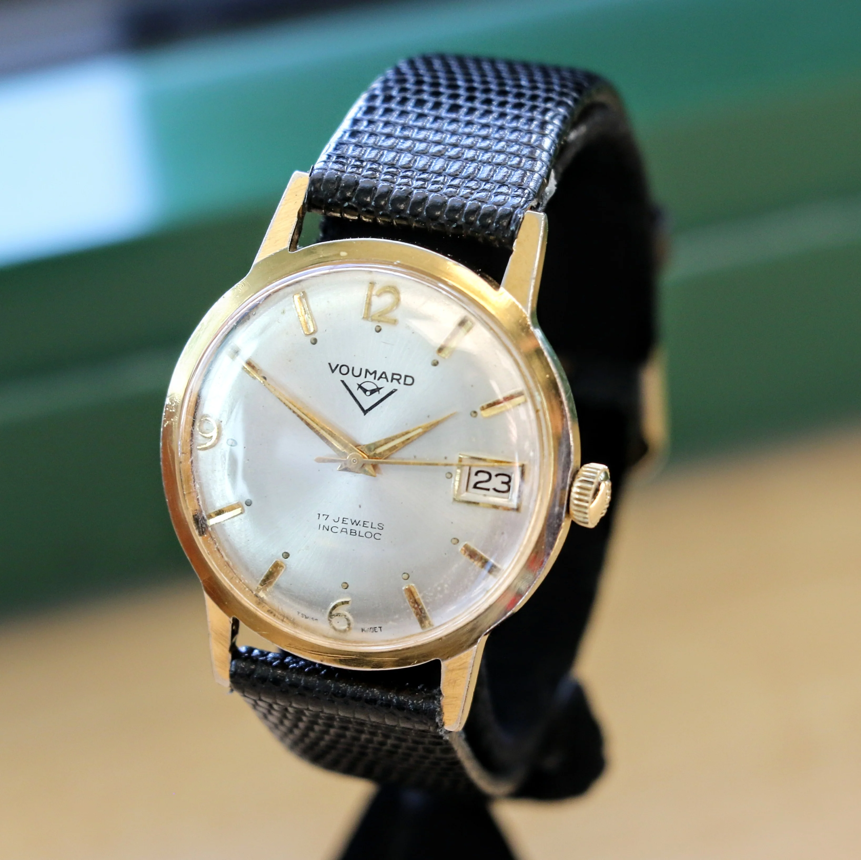 Vintage VOUMARD Wristwatch Swiss 17 Jewels Cal. AS 1803  Date Indicator Watch - Image 2