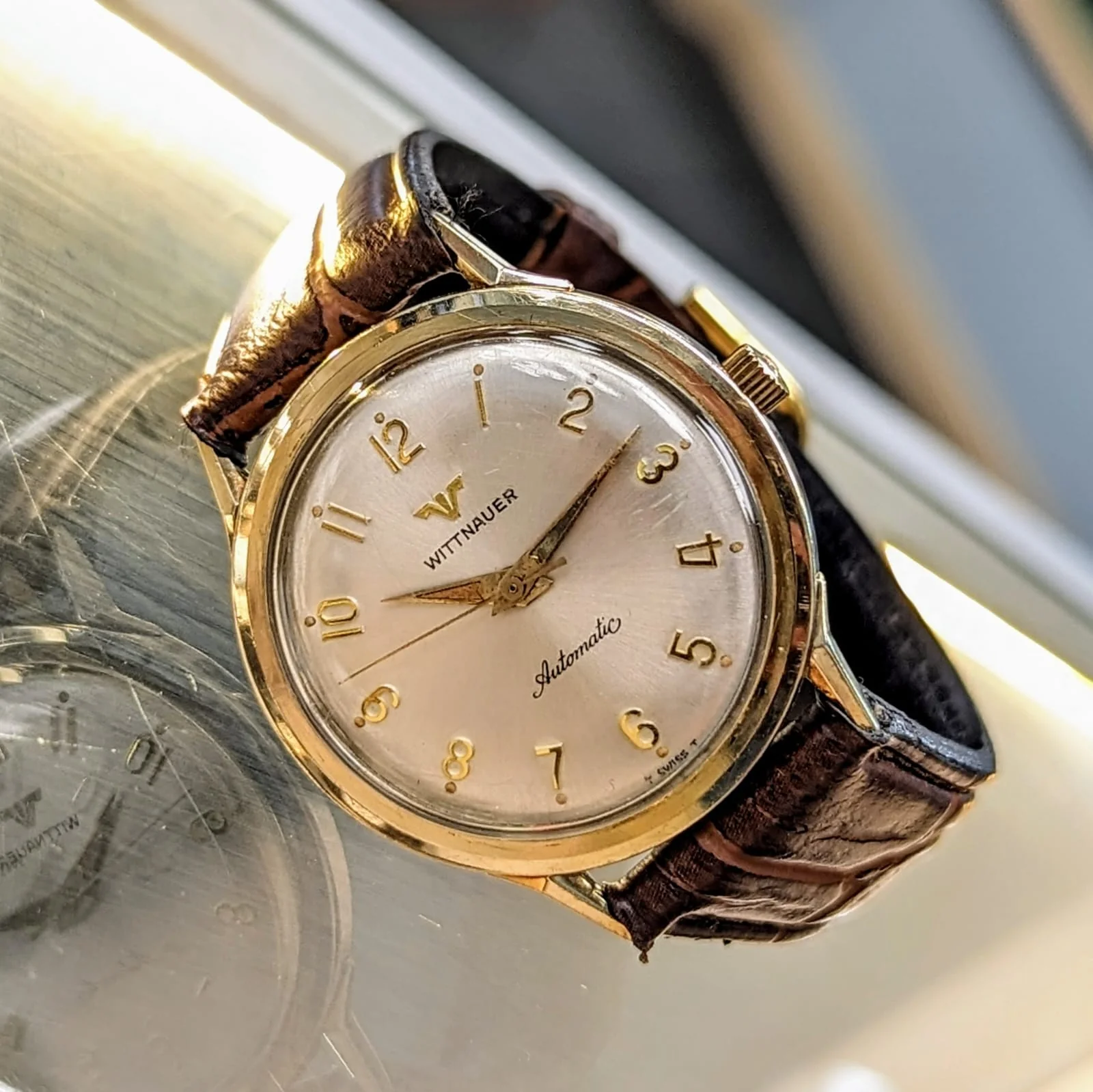 Vintage WITTNAUER Automatic Watch 34mm Dress Swiss Wristwatch 14K GF - Image 10