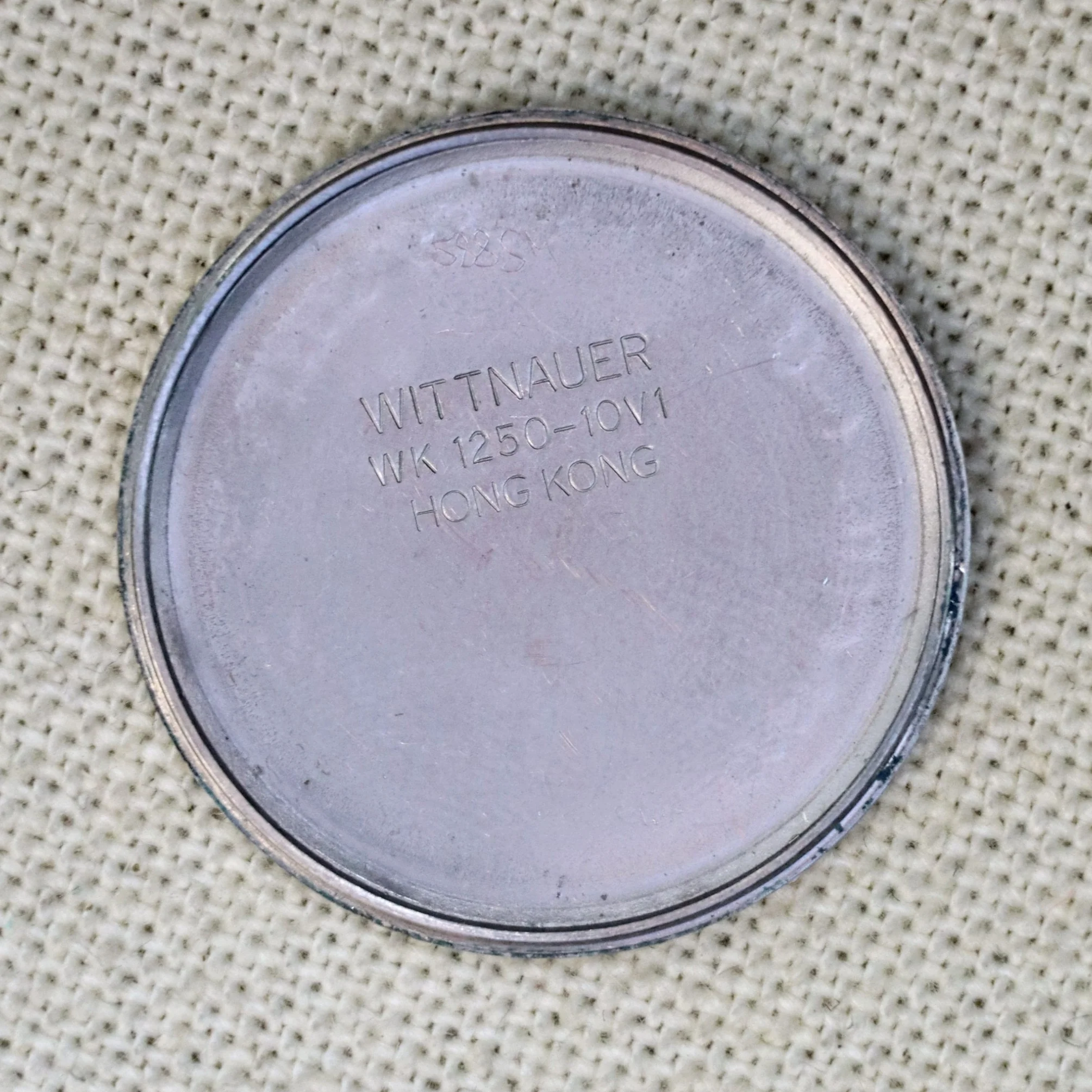 Vintage WITTNAUER Mechanical Watch 17 Jewels Cal. 10V1 33mm Wristwatch Round Case - Image 13