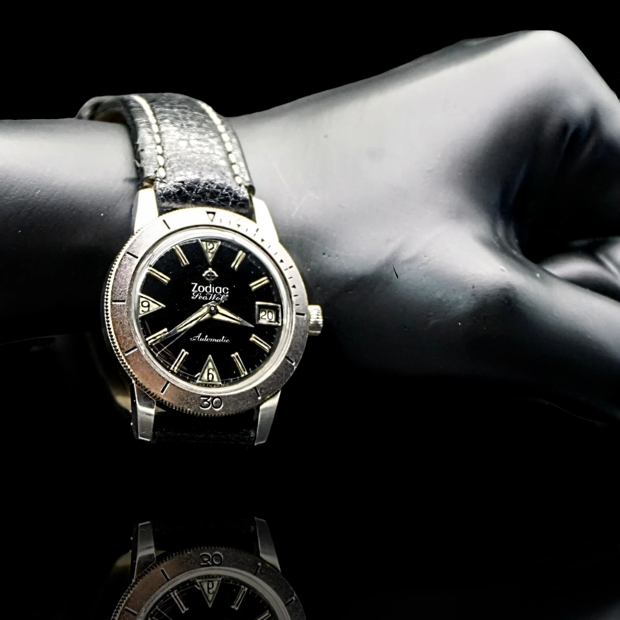 Vintage Zodiac Sea Wolf Automatic Dive Wristwatch Swiss Caliber 70/72 17J Watch - Image 11