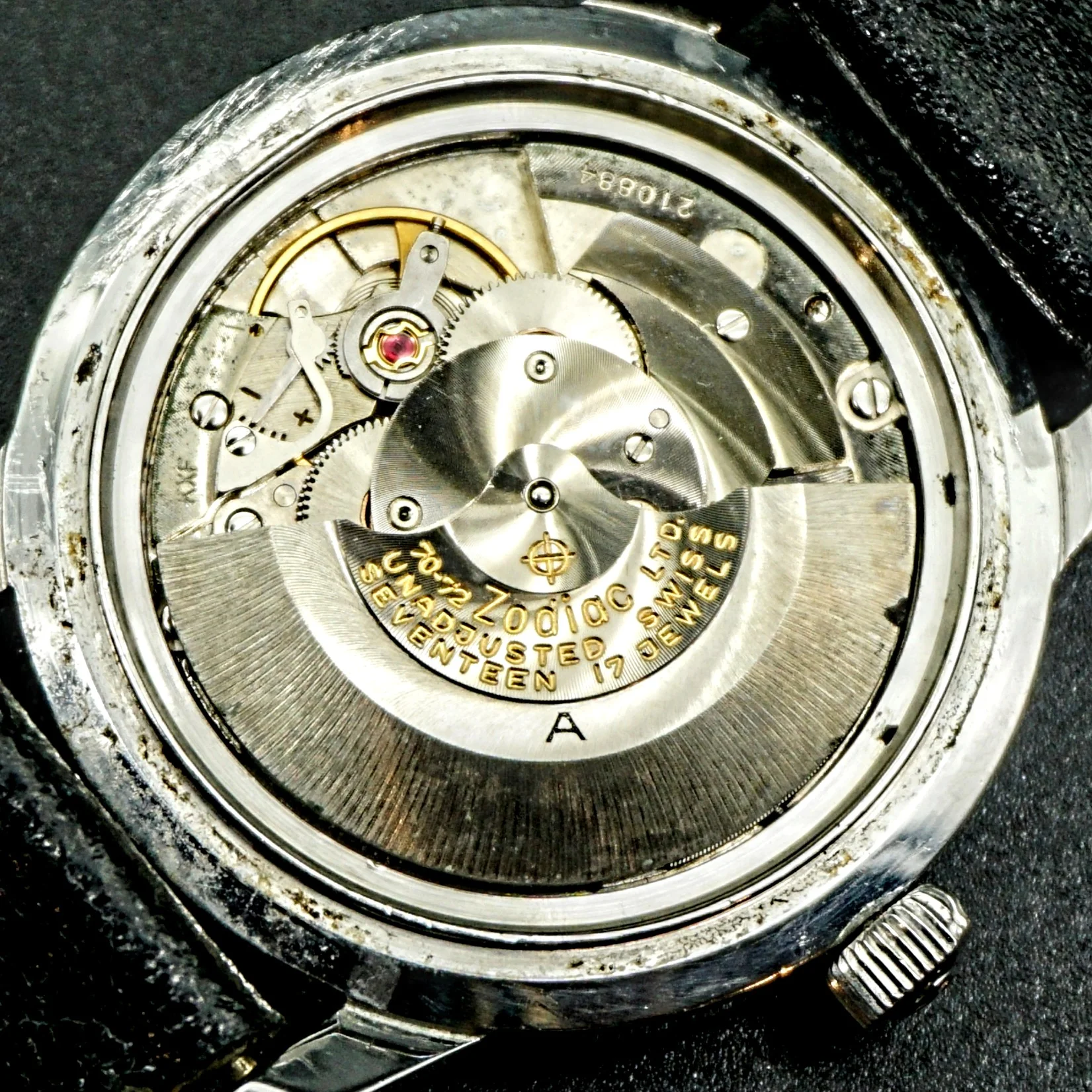 Vintage Zodiac Sea Wolf Automatic Dive Wristwatch Swiss Caliber 70/72 17J Watch - Image 13