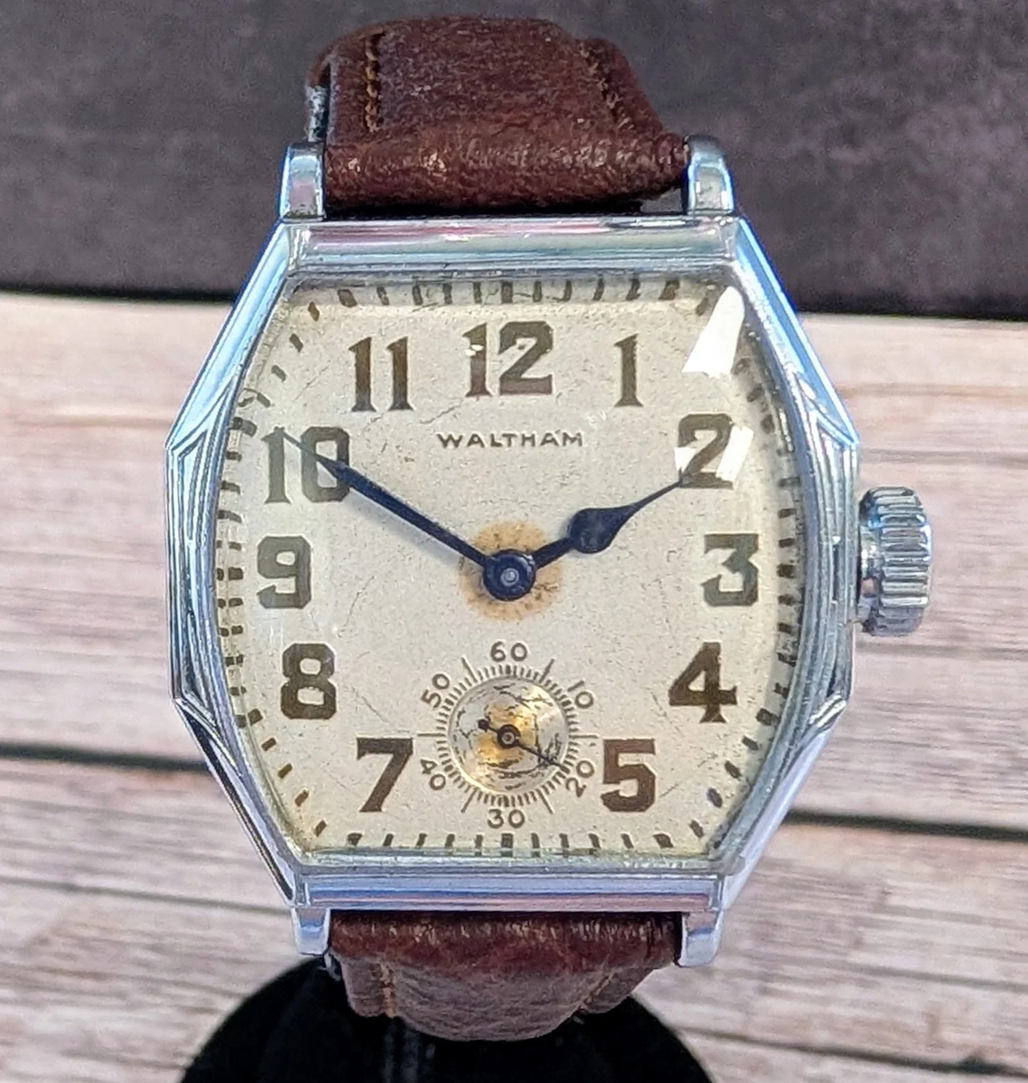 Waltham Art Deco Men’s Manual Wind Watch Engraved Silver-Tone Tonneau 21 Jewels - Image 3