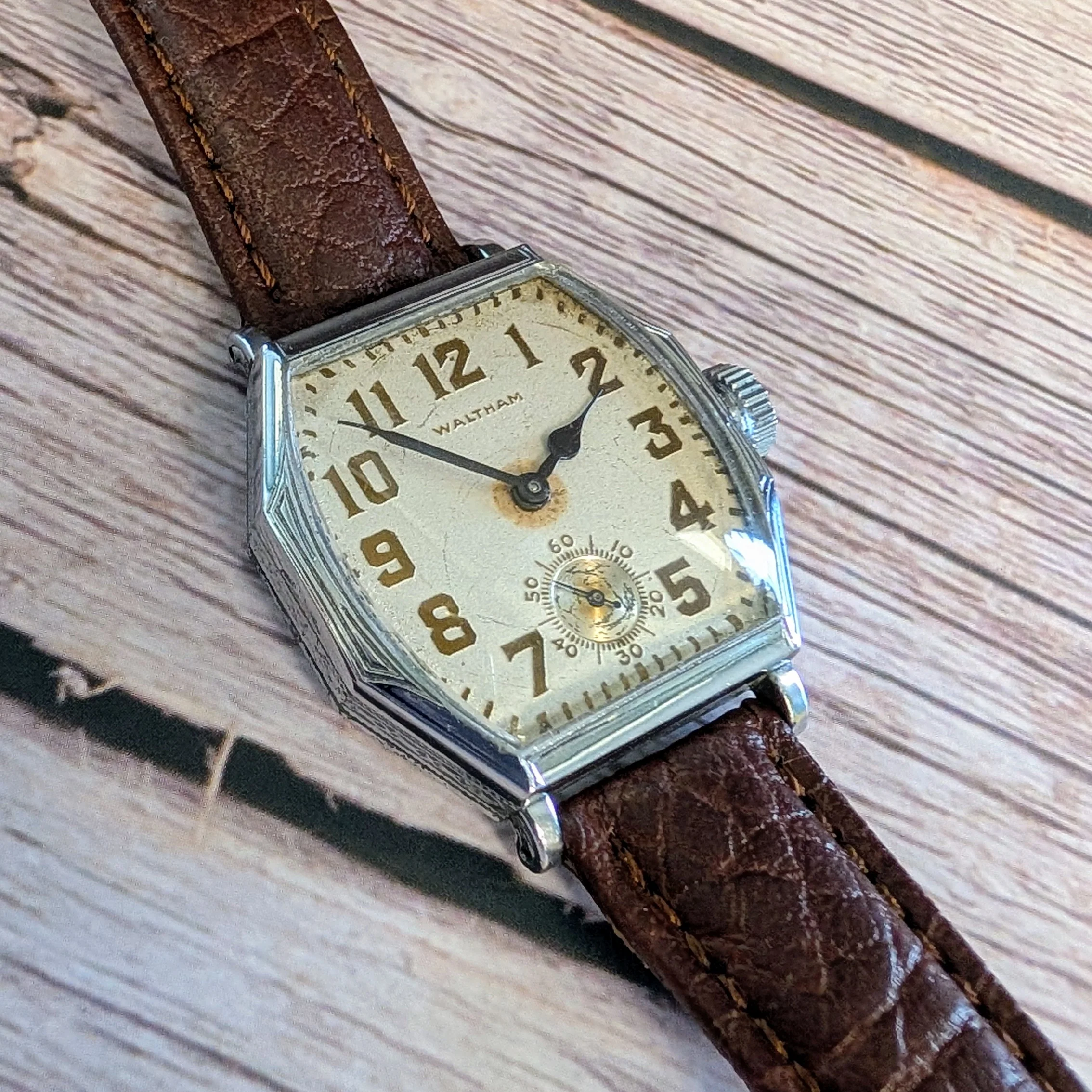 Waltham Art Deco Men’s Manual Wind Watch Engraved Silver-Tone Tonneau 21 Jewels - Image 6