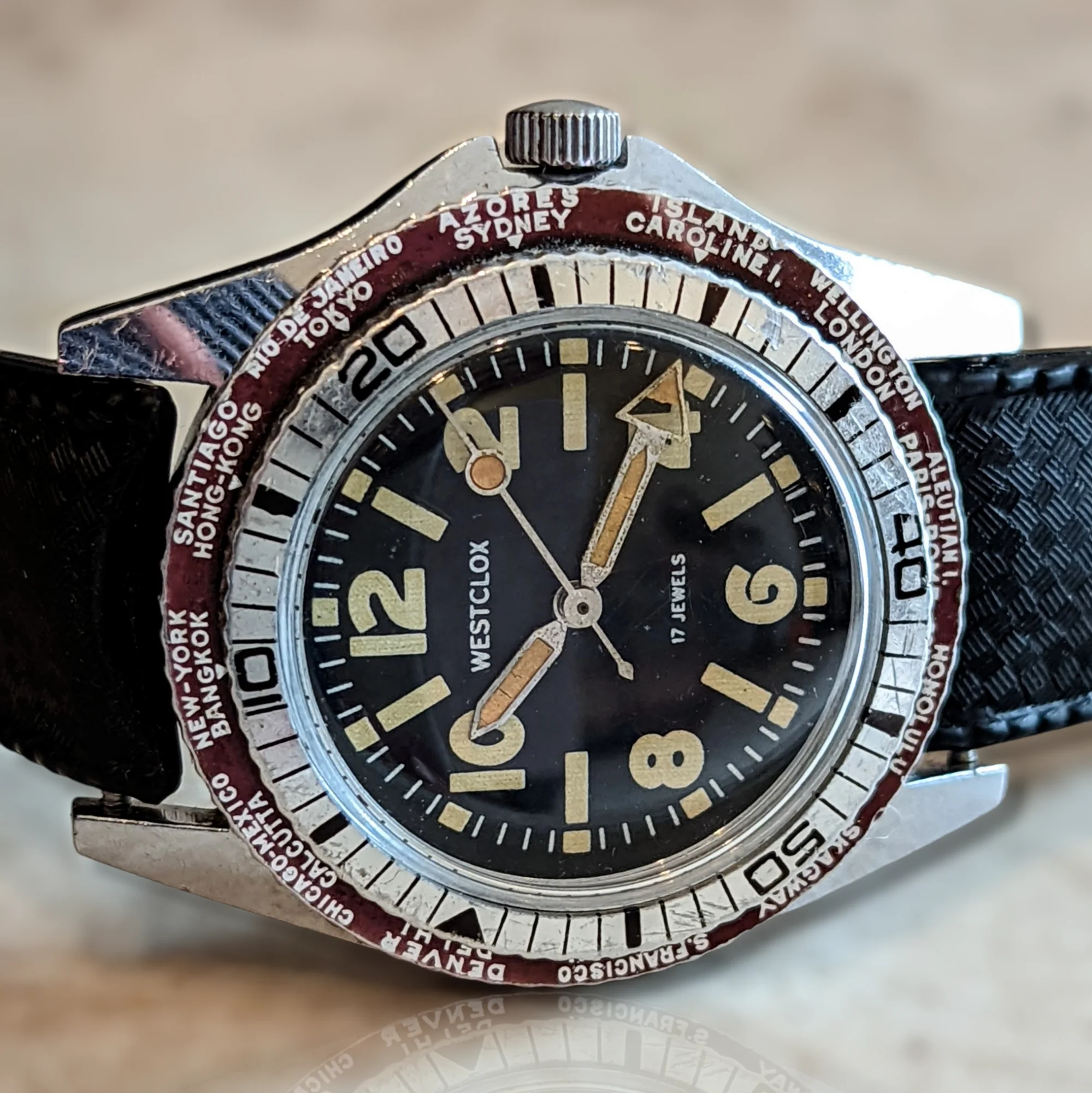 WESTCLOX Dual Bezel Diver Watch World Timer Wristwatch 17 Jewels - Image 8