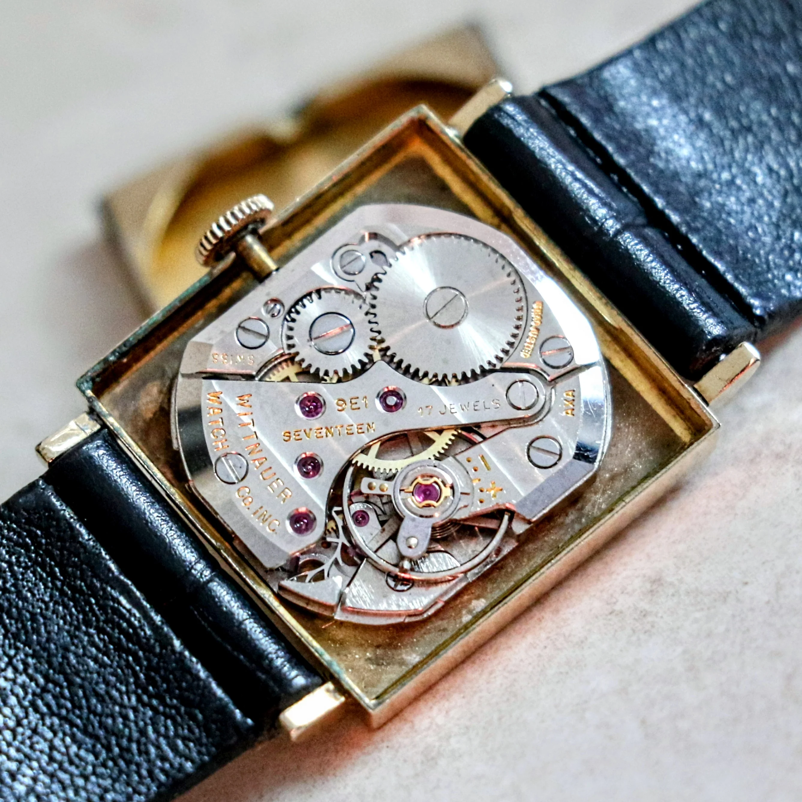 WITTNAUER Geneva Wristwatch Cal. 9E1 17 Jewels Swiss Made Watch - Image 10