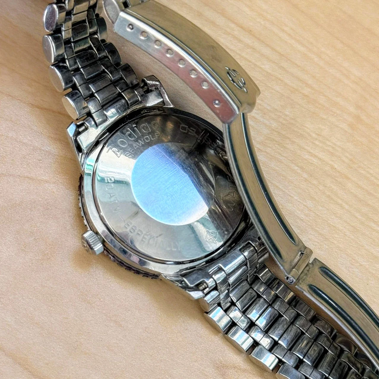 1960s Zodiac Sea Wolf Automatic Watch 722-946 35.5mm Bakelite Bezel ALL S.S. Wristwatch - Original Bracelet - Image 15