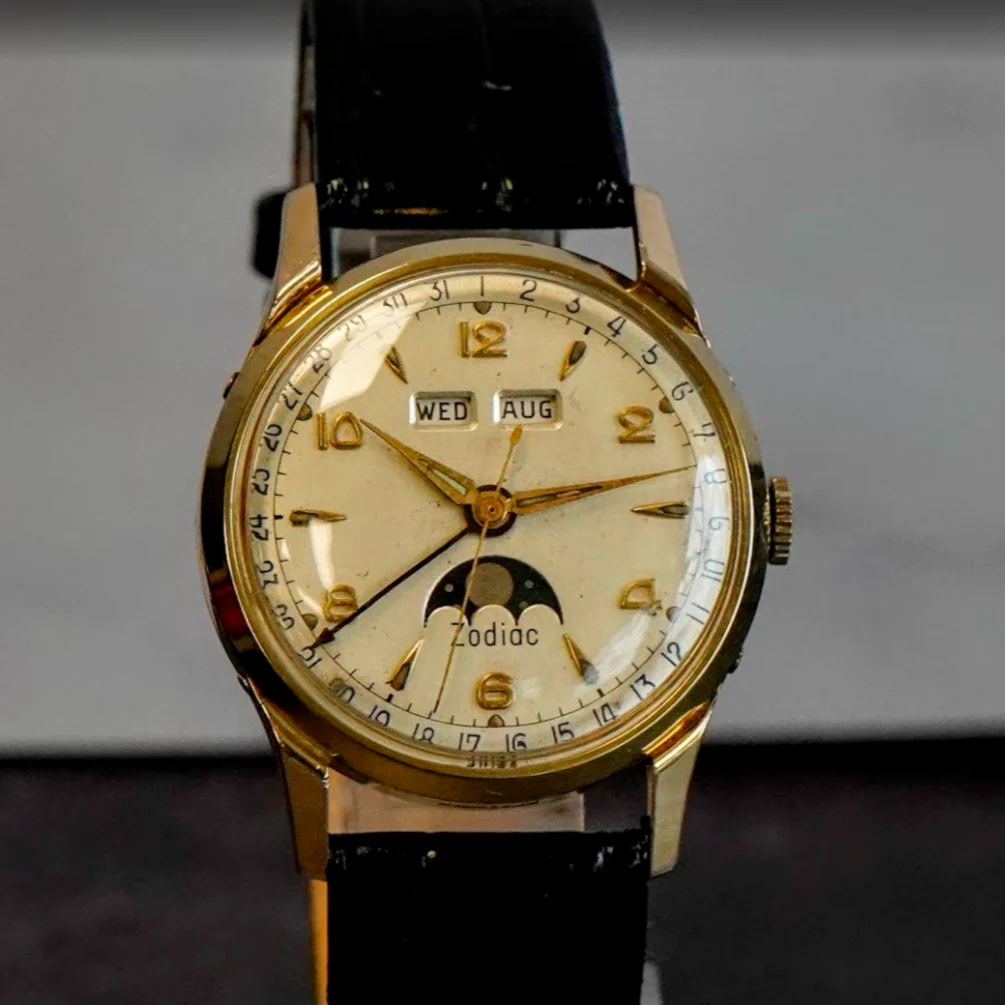 Vintage Zodiac Triple Date Moonphase Watch 33mm Calendar Wristwatch 1721 In Box - Image 4